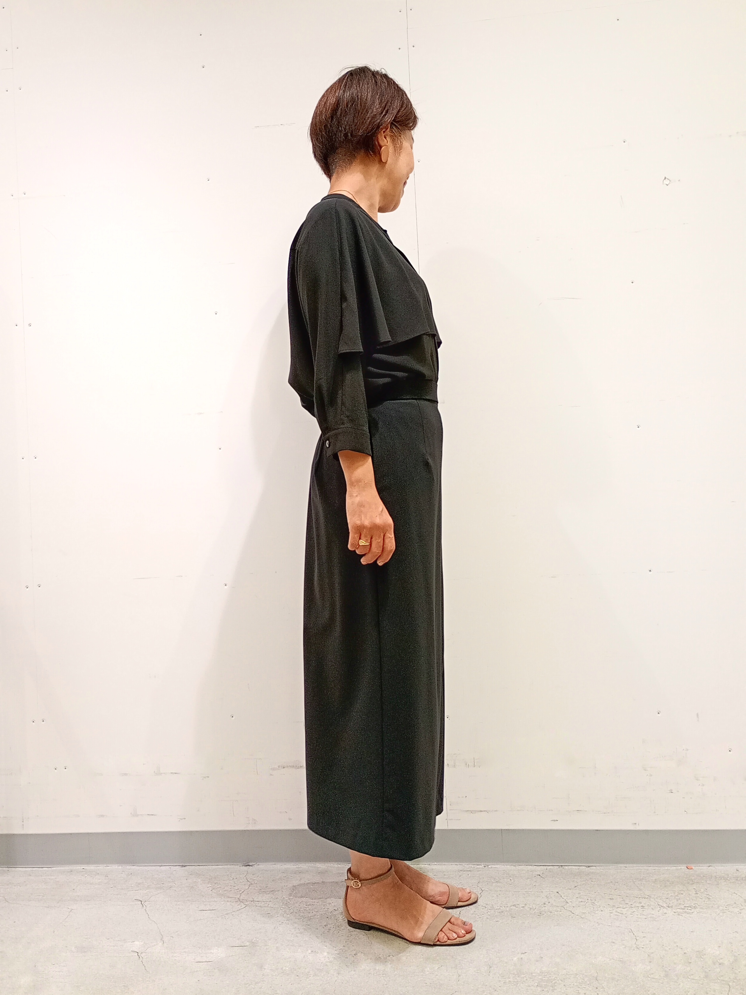 Kさんの「INDIVI｜【接触冷感/UVケア/夏羽織り/着る日傘】ケープ風ブラウス」を使ったコーディネート