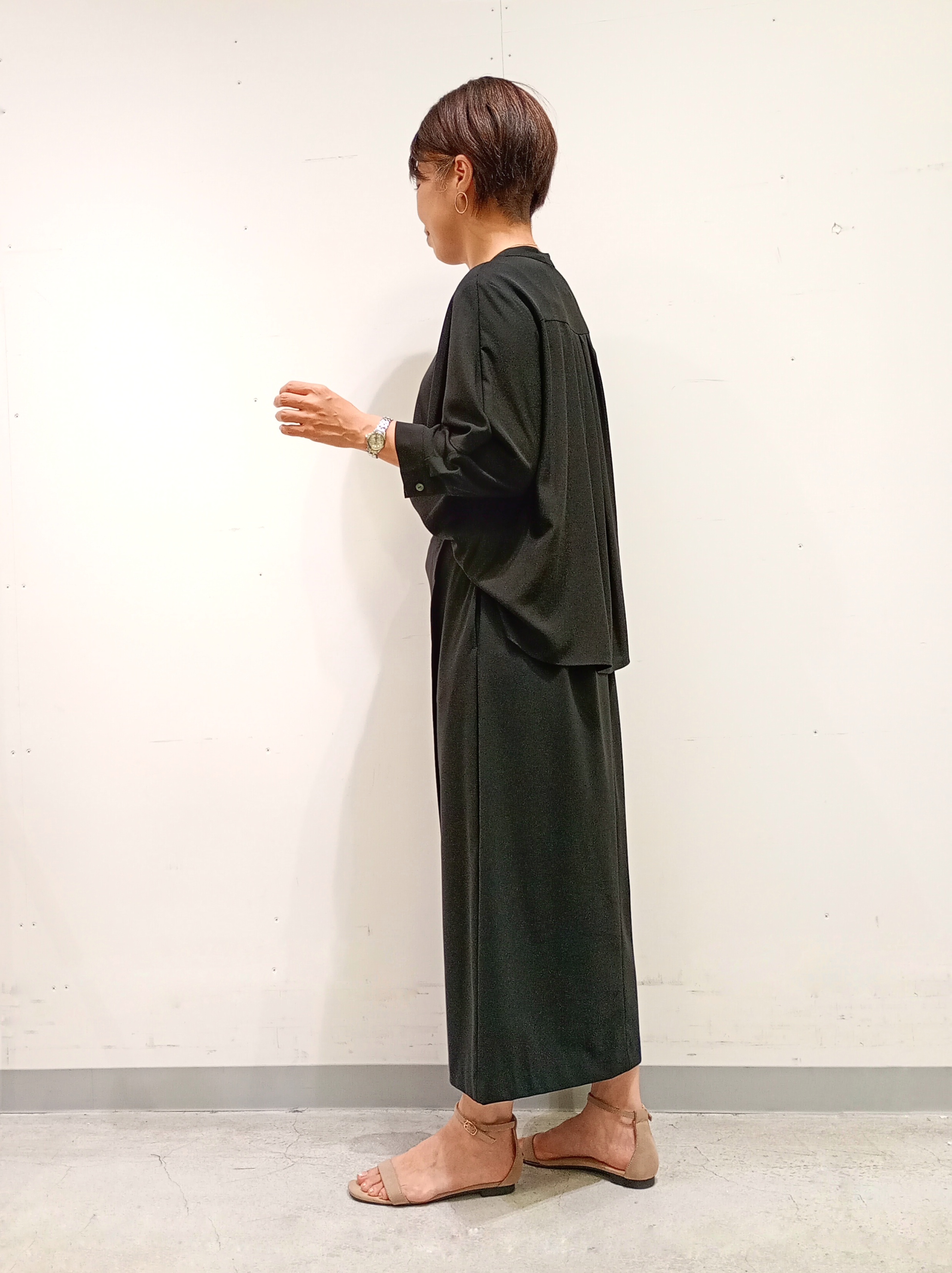 Kさんの「INDIVI｜【接触冷感/UVケア/夏羽織り/着る日傘】ケープ風ブラウス」を使ったコーディネート