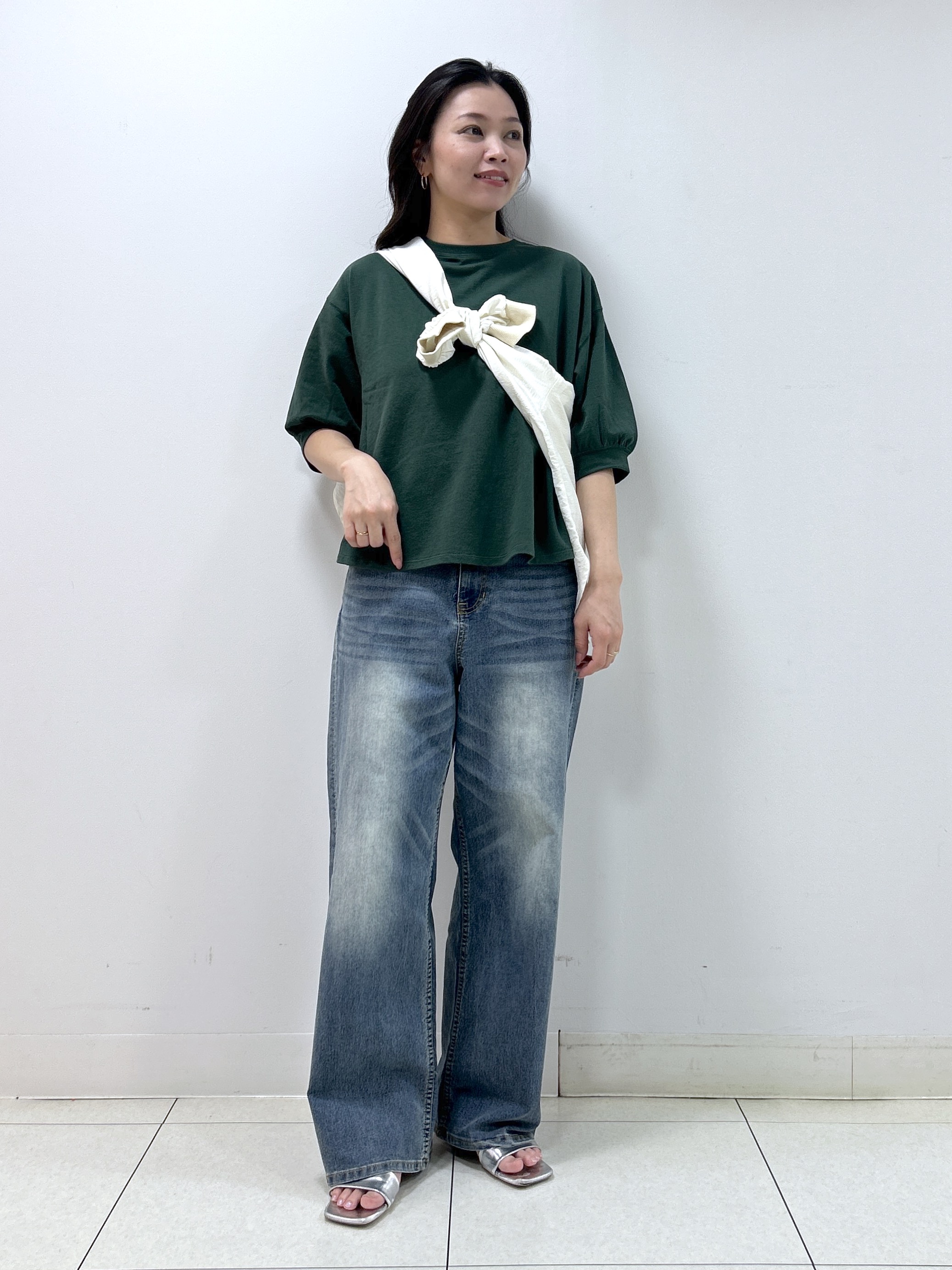 Kaiさんの「Dessin｜バックヘンリーカットソー5分袖」を使ったコーディネート