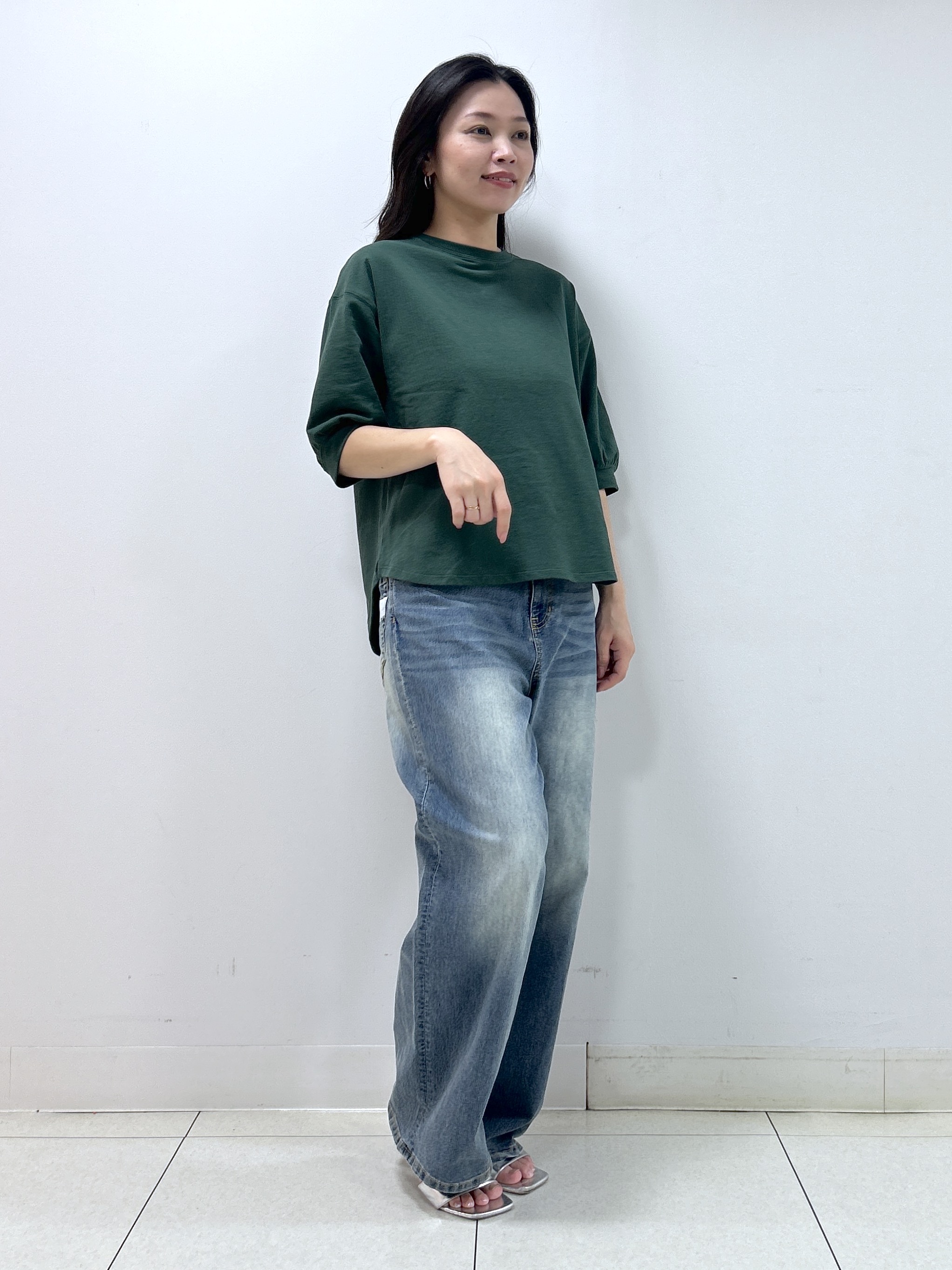 Kaiさんの「Dessin｜バックヘンリーカットソー5分袖」を使ったコーディネート