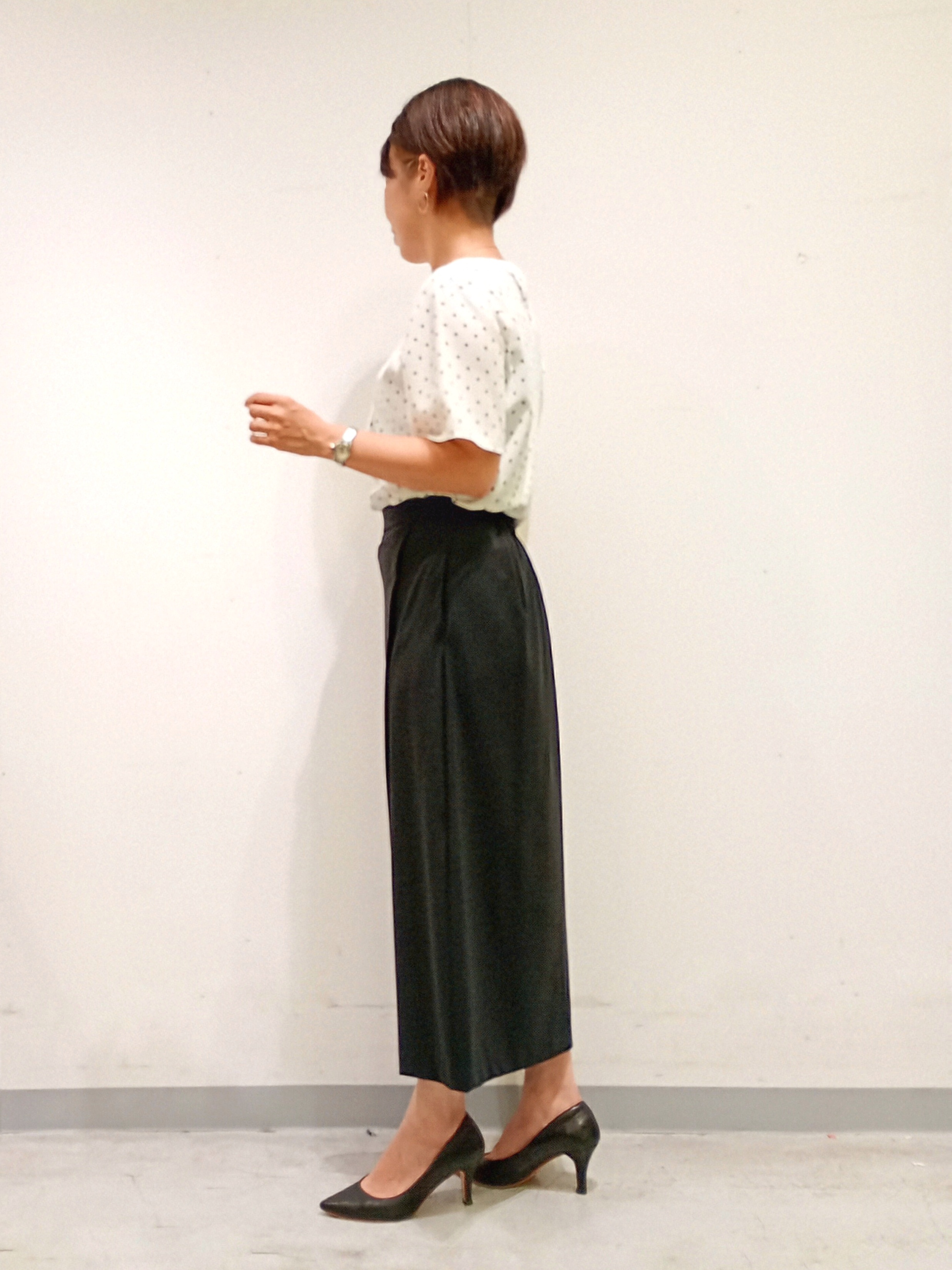 Kさんの「INDIVI｜【接触冷感／UVケア】ボウタイ風 幾何学柄ブラウス」を使ったコーディネート