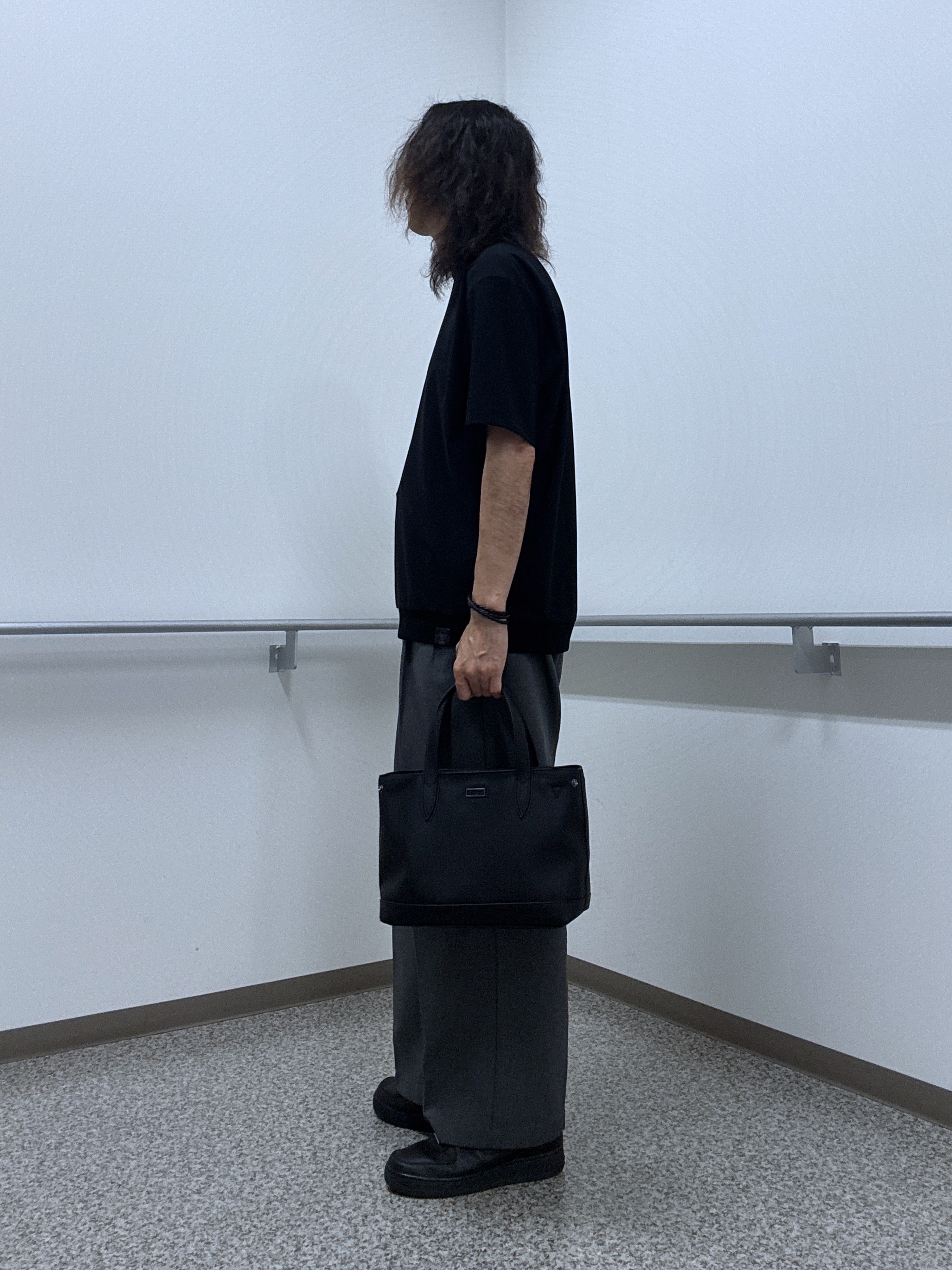 おーのさんの「TAKEO KIKUCHI｜【通気性】AIR TOOL LIGHT Ｔシャツ」を使ったコーディネート