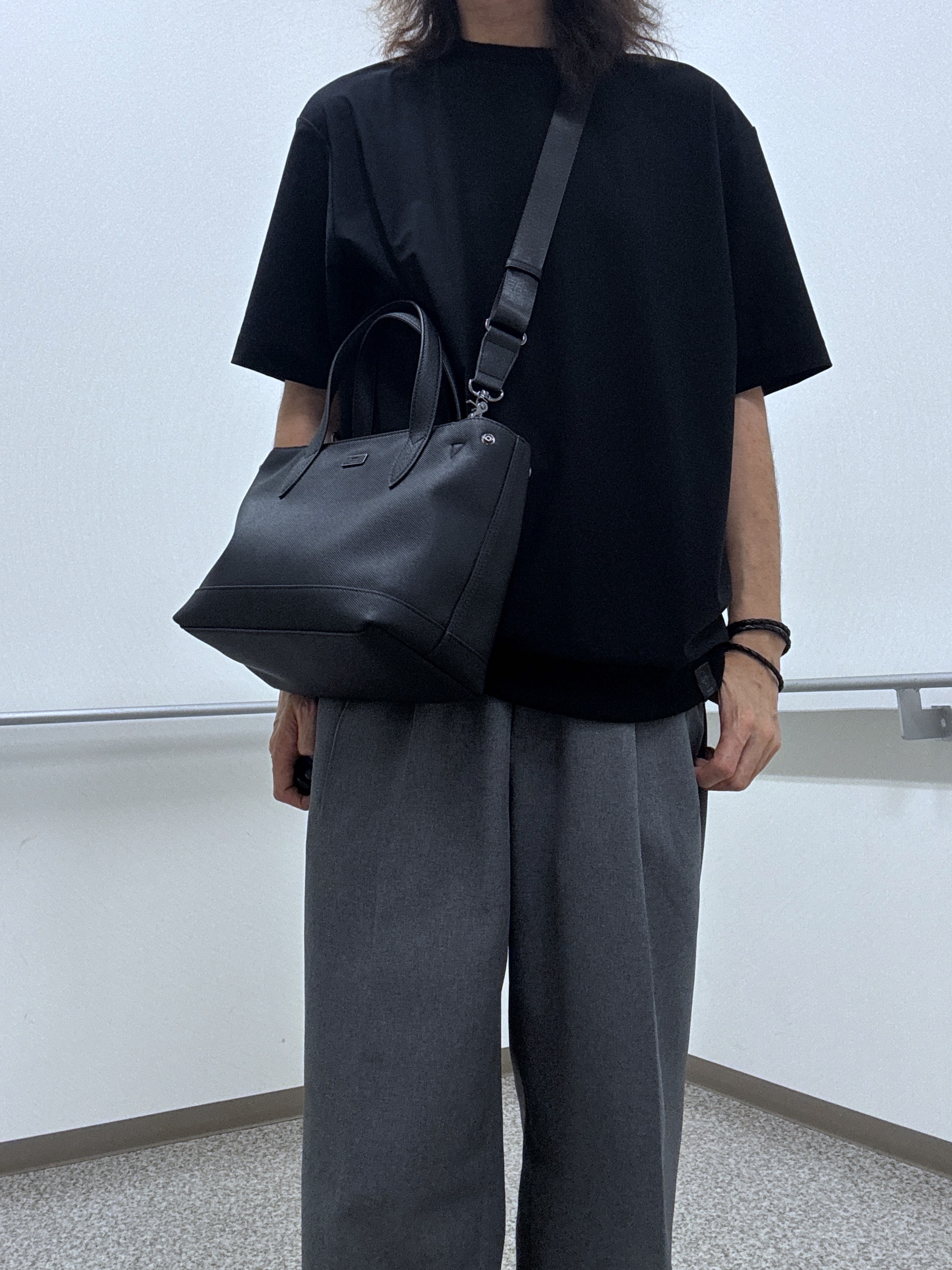おーのさんの「TAKEO KIKUCHI｜【通気性】AIR TOOL LIGHT Ｔシャツ」を使ったコーディネート