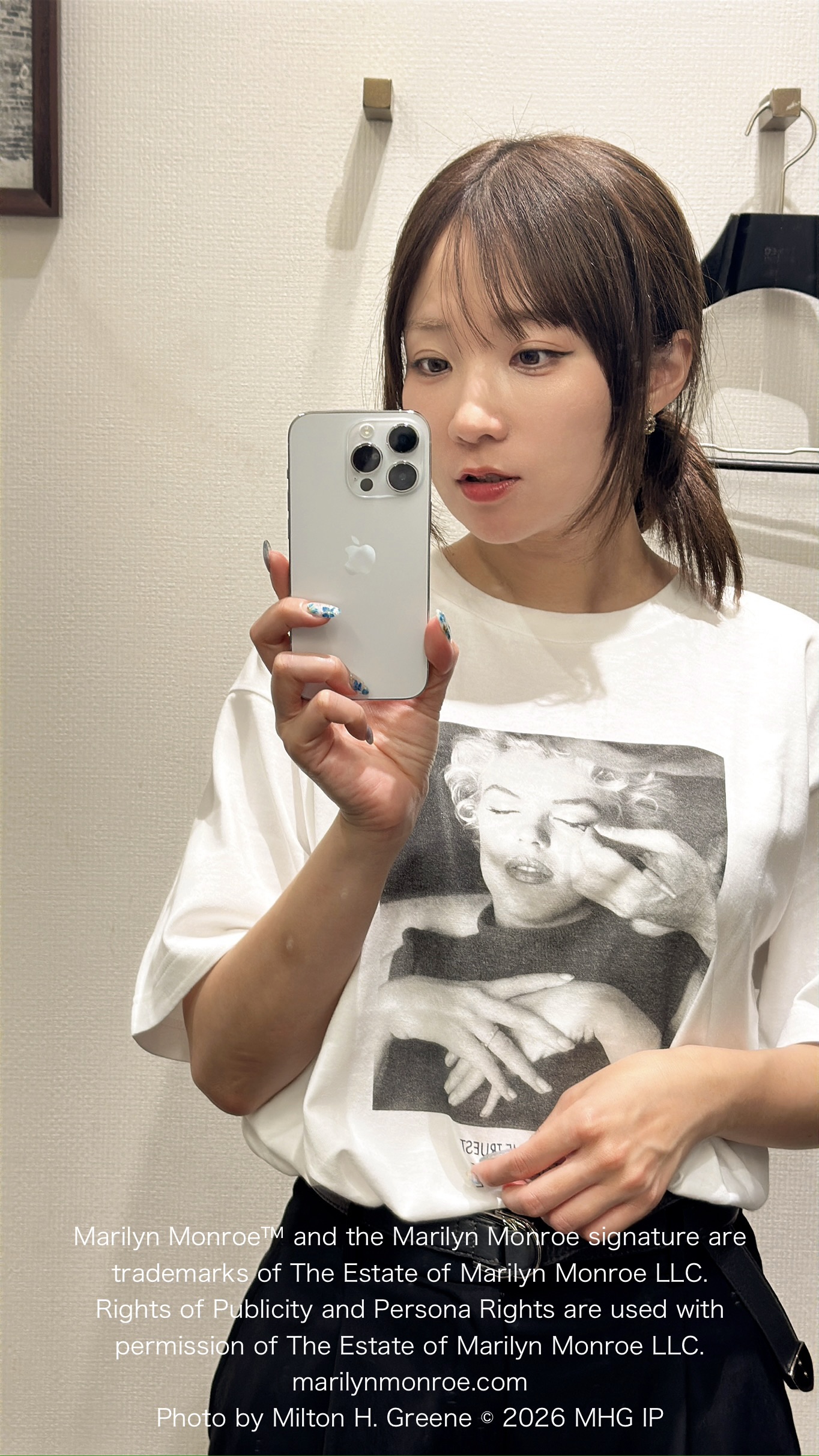 オノアサミさんの「TAKEO KIKUCHI｜【別注】マリリン・モンロー/フォトTシャツ」を使ったコーディネート