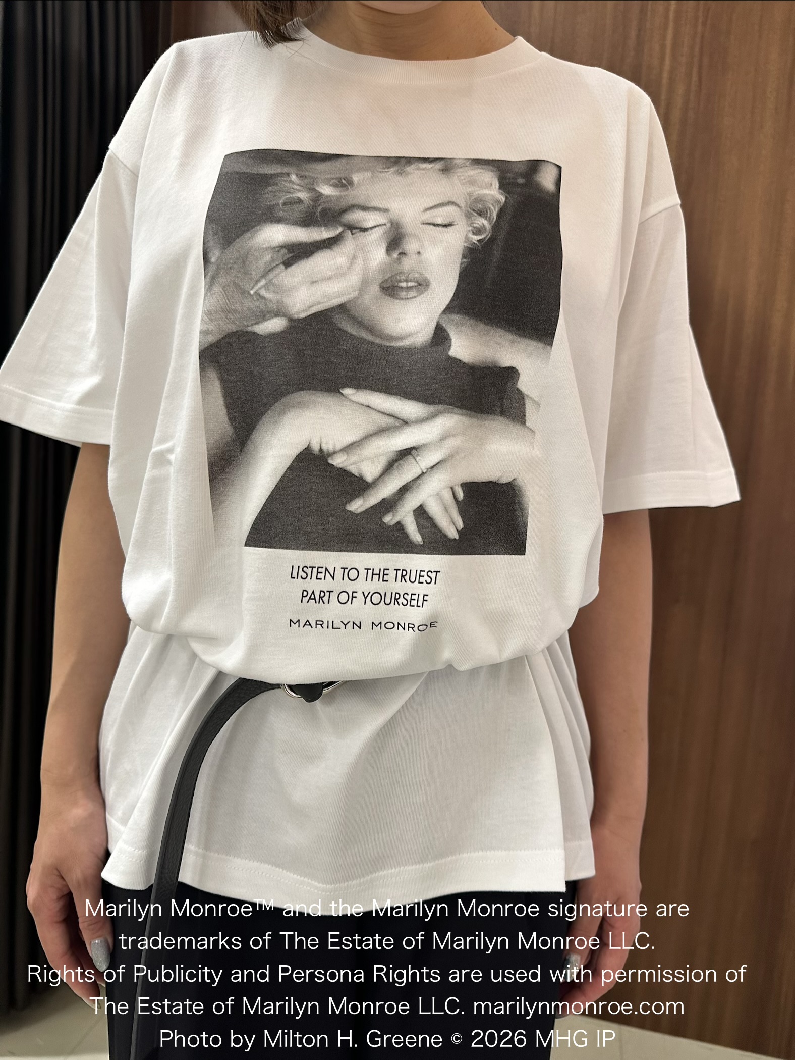 オノアサミさんの「TAKEO KIKUCHI｜【別注】マリリン・モンロー/フォトTシャツ」を使ったコーディネート