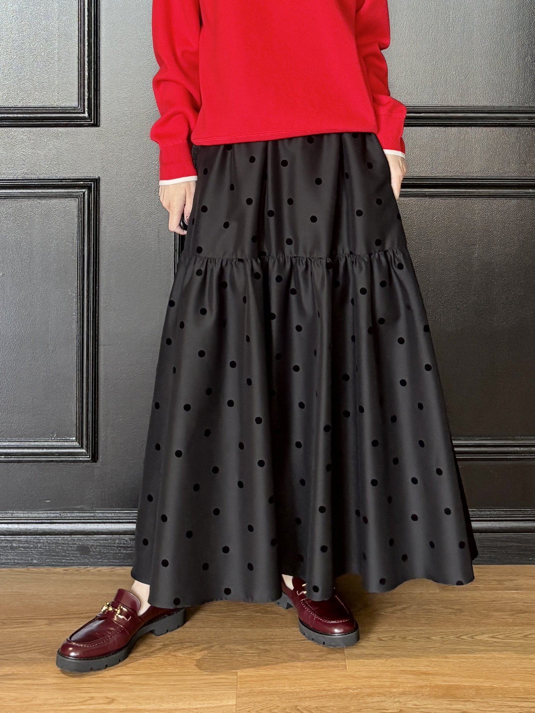 清水夏姫さんの「DRESSTERIOR｜フロッキードットスカート」を使ったコーディネート