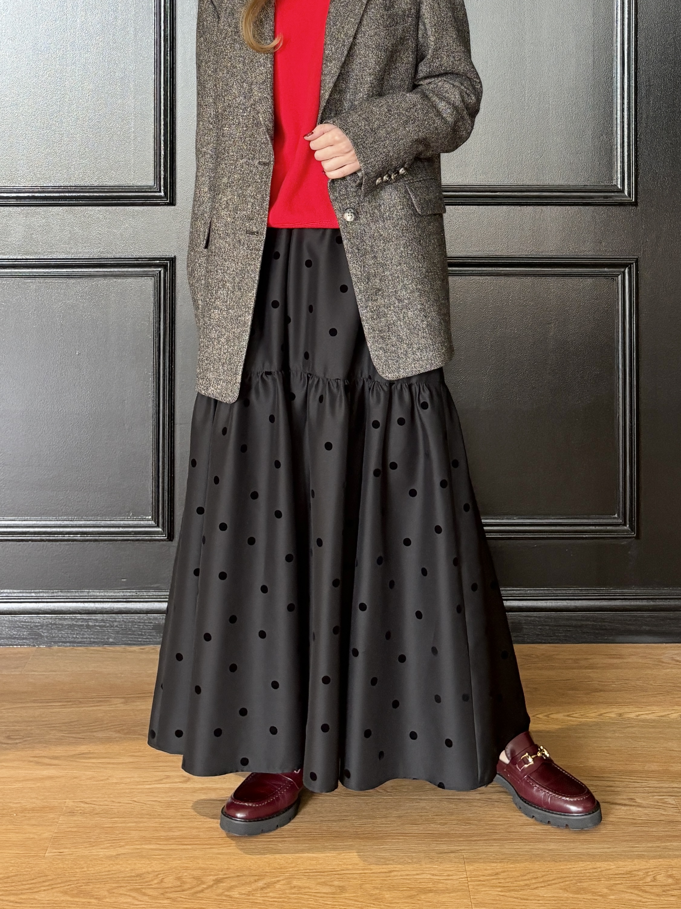清水夏姫さんの「DRESSTERIOR｜フロッキードットスカート」を使ったコーディネート