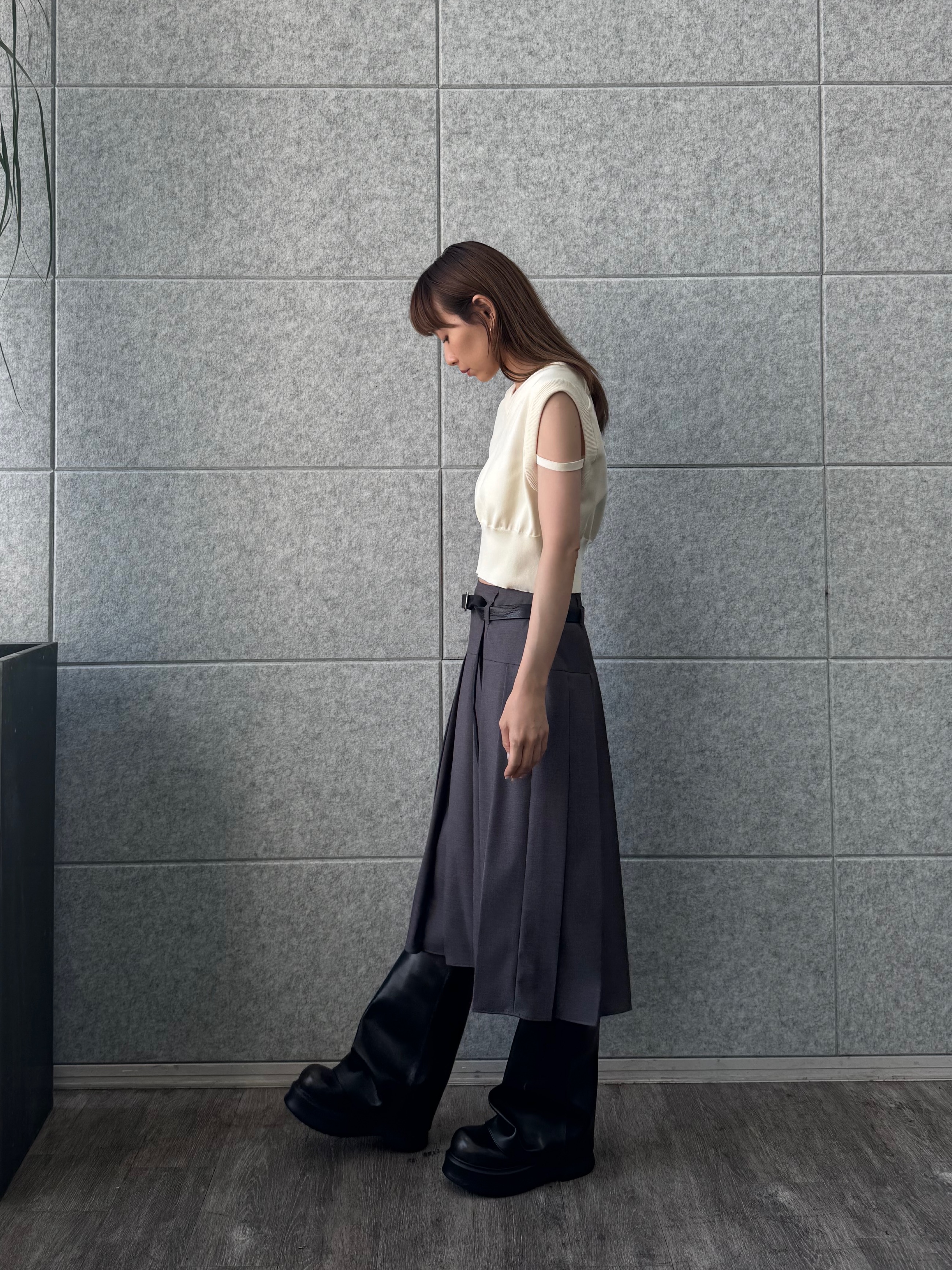 designer yukaさんの「CODE A｜design short vest」を使ったコーディネート