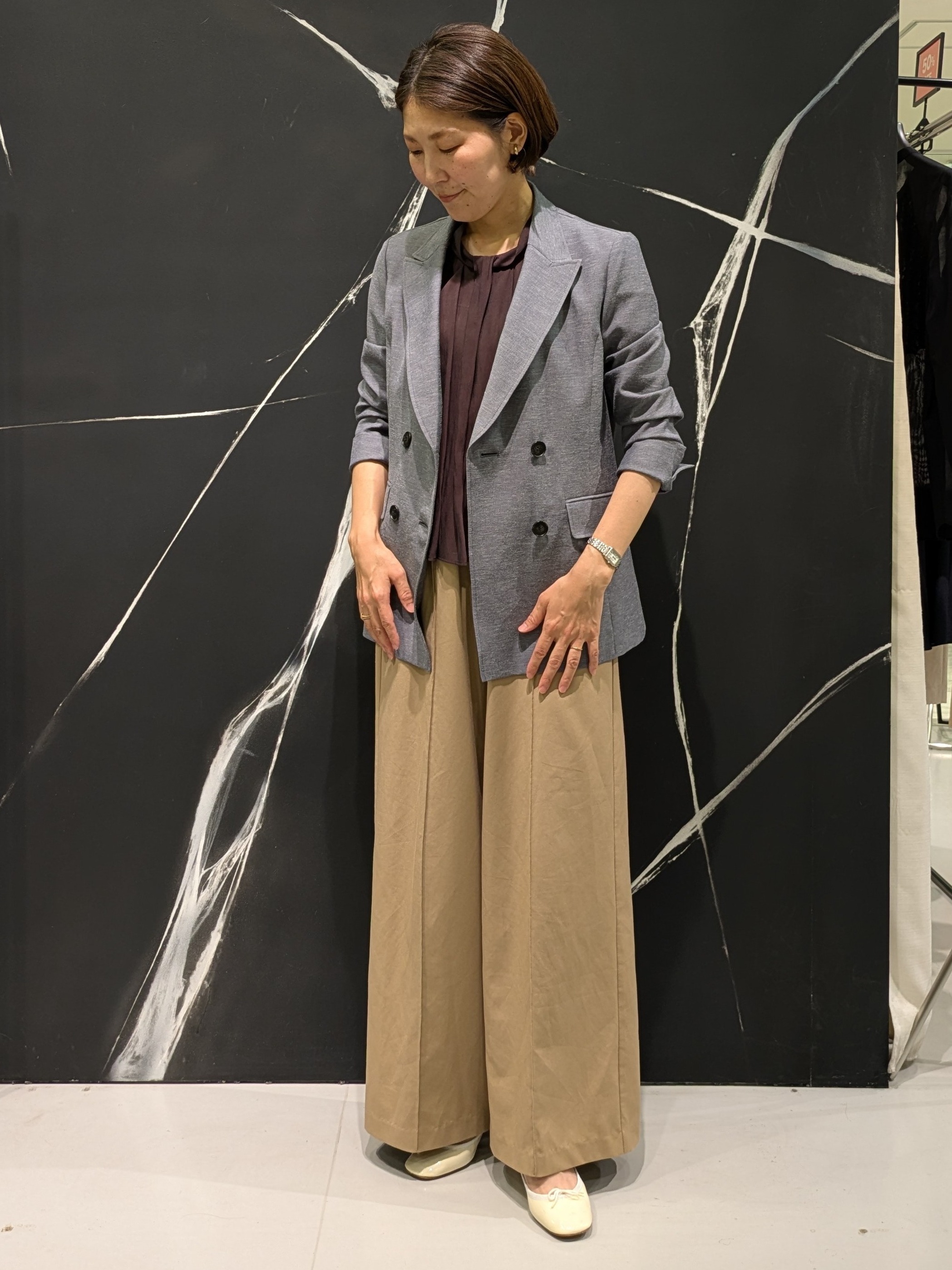 ｎｏｒｉさんの「COUP DE CHANCE｜【手洗い可／日本製】フロント ドレープブラウス」を使ったコーディネート