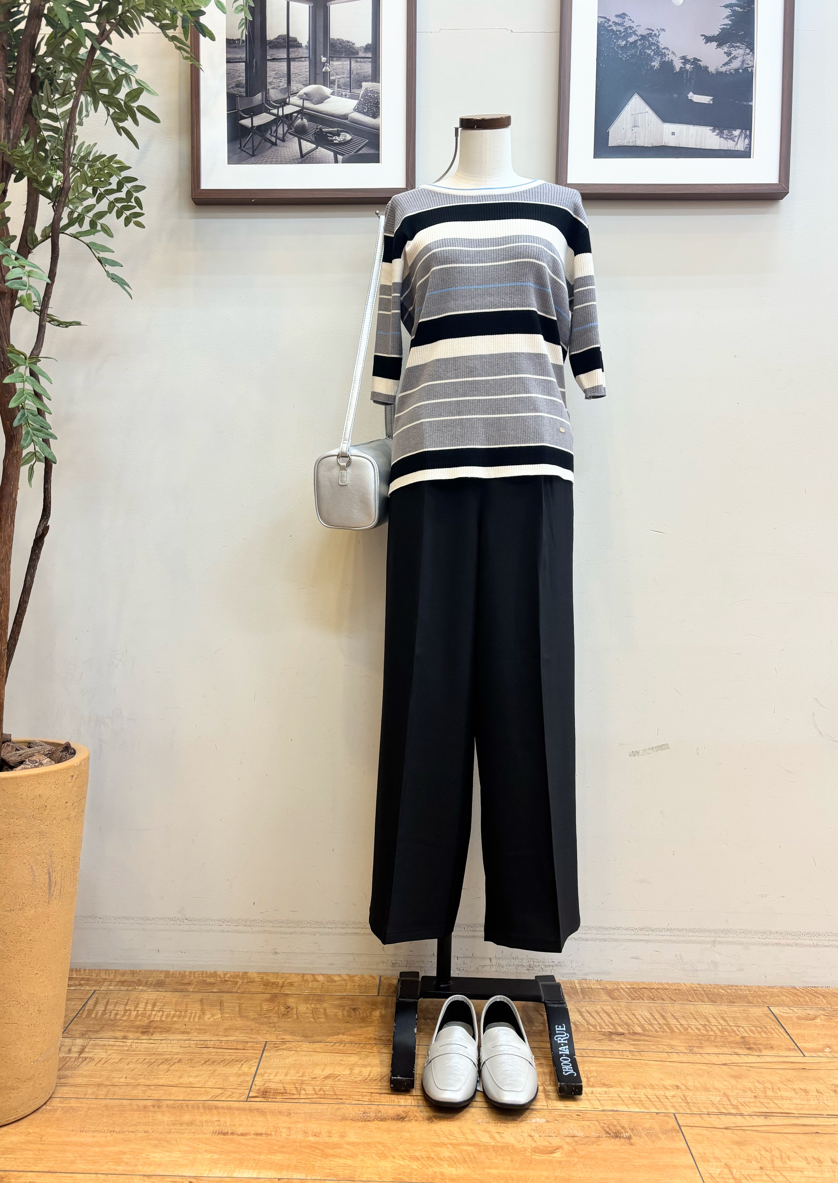 maiさんの「SHOO･LA･RUE｜【S-LL】オンオフ着られる マルチボーダーリブニット」を使ったコーディネート