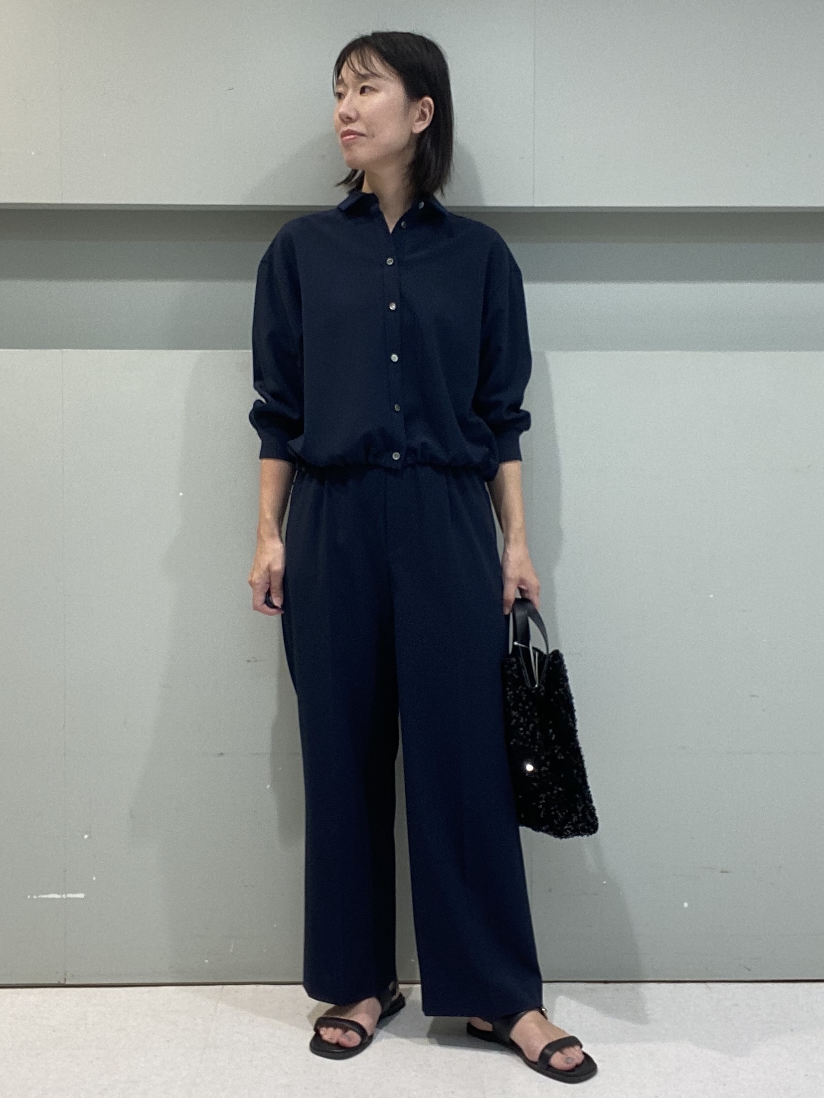 hitomiさんの「UNTITLED｜【セットアップ可/UVカット/接触冷感】エアリークールドロストシャツ」を使ったコーディネート