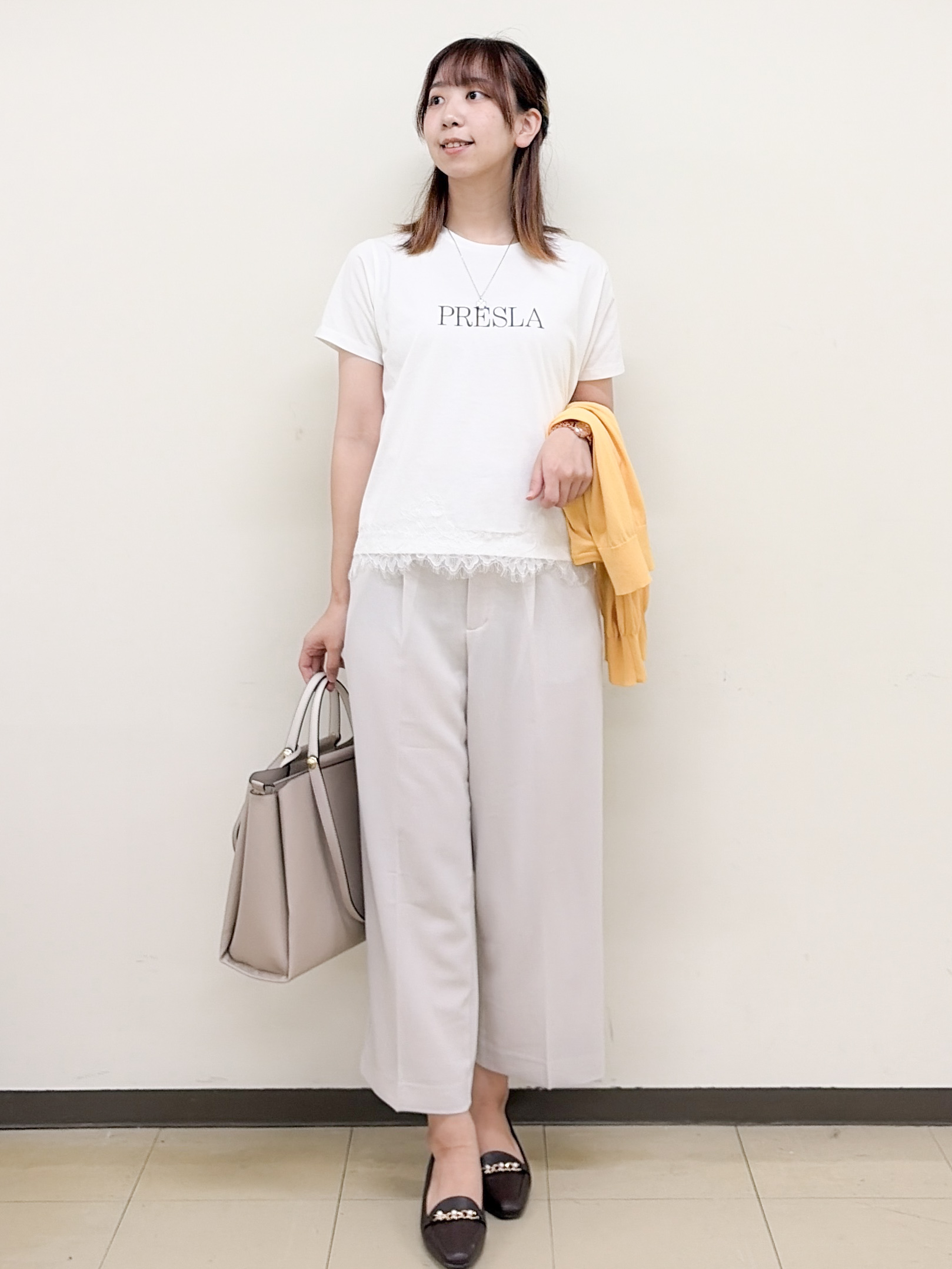 yurinaさんの「index｜【接触冷感／UVケア】裾レースロゴTシャツ《洗濯機OK／S-3L》」を使ったコーディネート