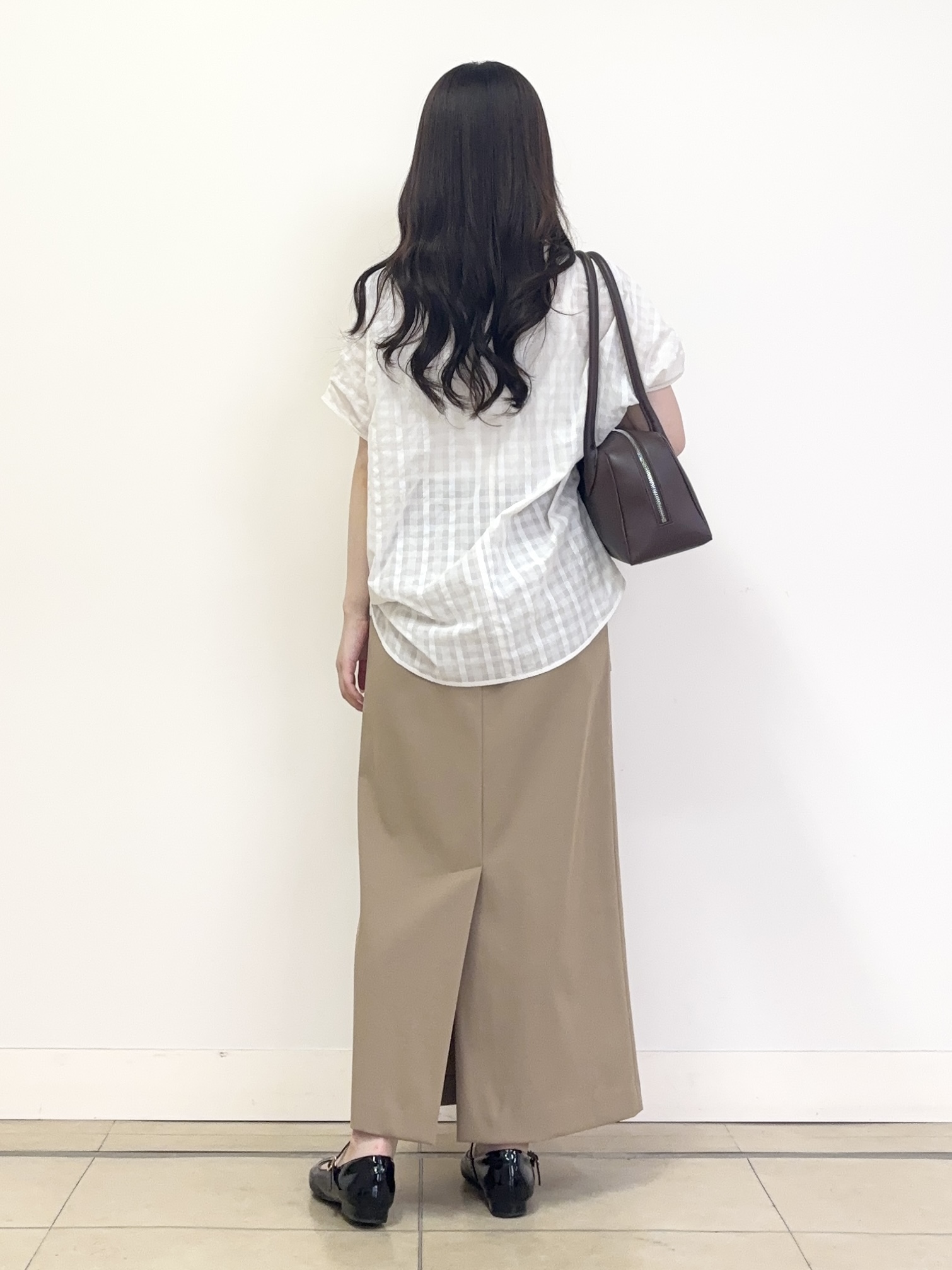あやかさんの「UNTITLED｜シアーチェックブラウス」を使ったコーディネート