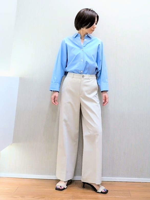 ミズタさんの「UNTITLED｜【接触冷感/吸水速乾/UVカット】ドルマンスリーブシャツ」を使ったコーディネート
