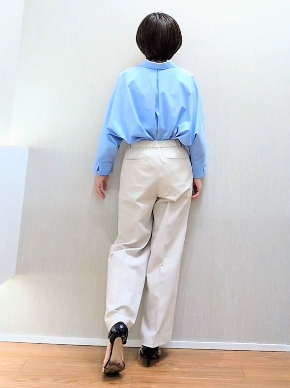 ミズタさんの「UNTITLED｜【接触冷感/吸水速乾/UVカット】ドルマンスリーブシャツ」を使ったコーディネート