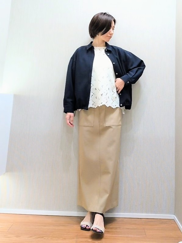 ミズタさんの「UNTITLED｜【セットアップ可/UVカット/接触冷感】エアリークールドロストシャツ」を使ったコーディネート