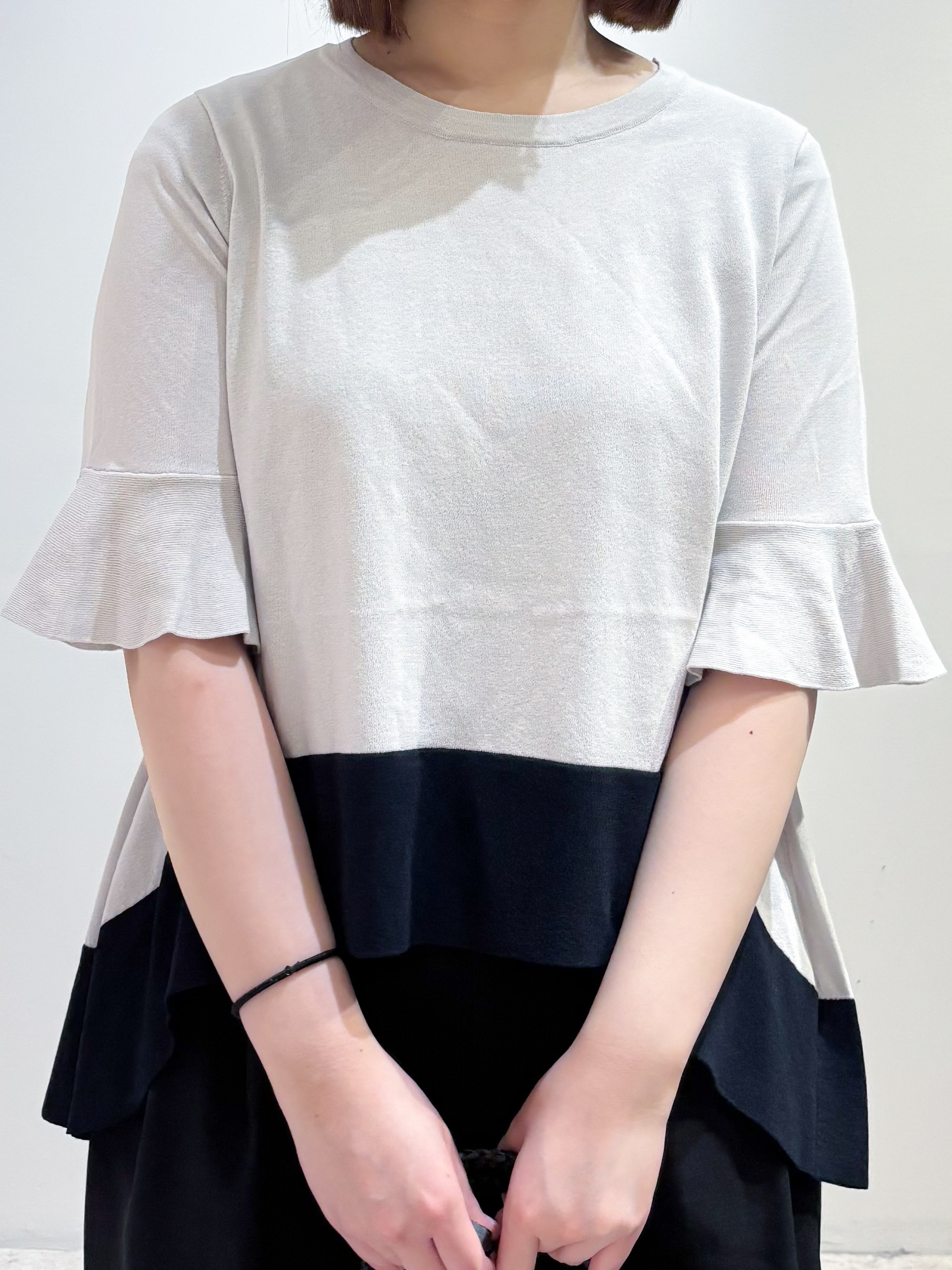 yunaさんの「OPAQUE.CLIP｜【UV／遮熱性】配色フレアシルエットニット《洗濯機OK》」を使ったコーディネート