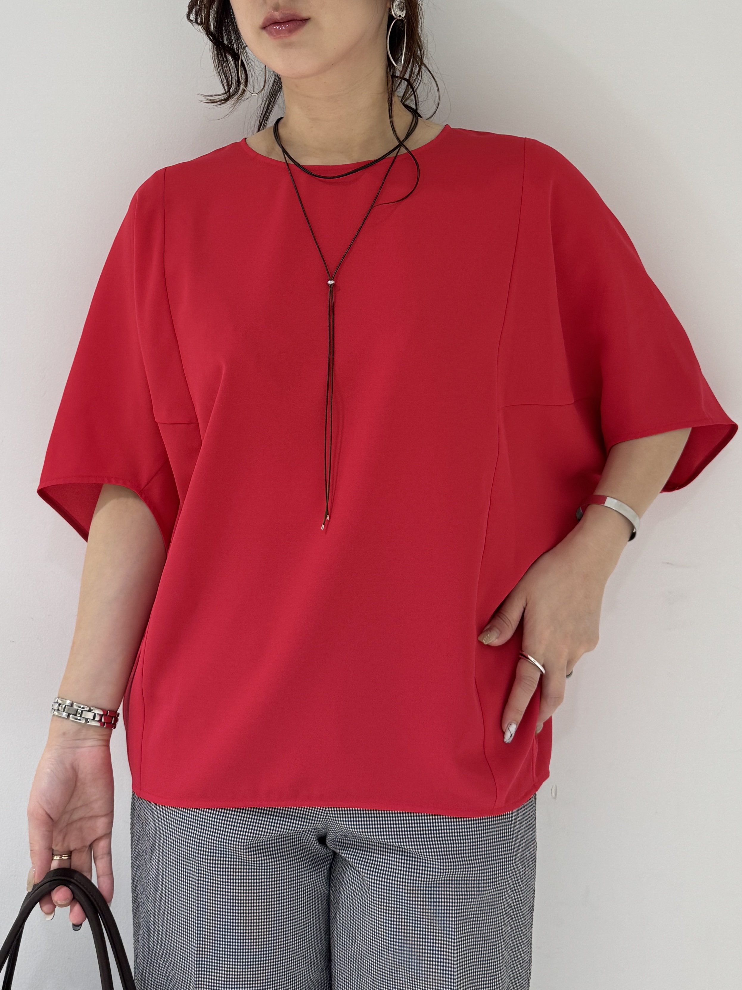 そんさんの「INDIVI｜【UVケア／接触冷感】ジョーゼットドルマンブラウス」を使ったコーディネート