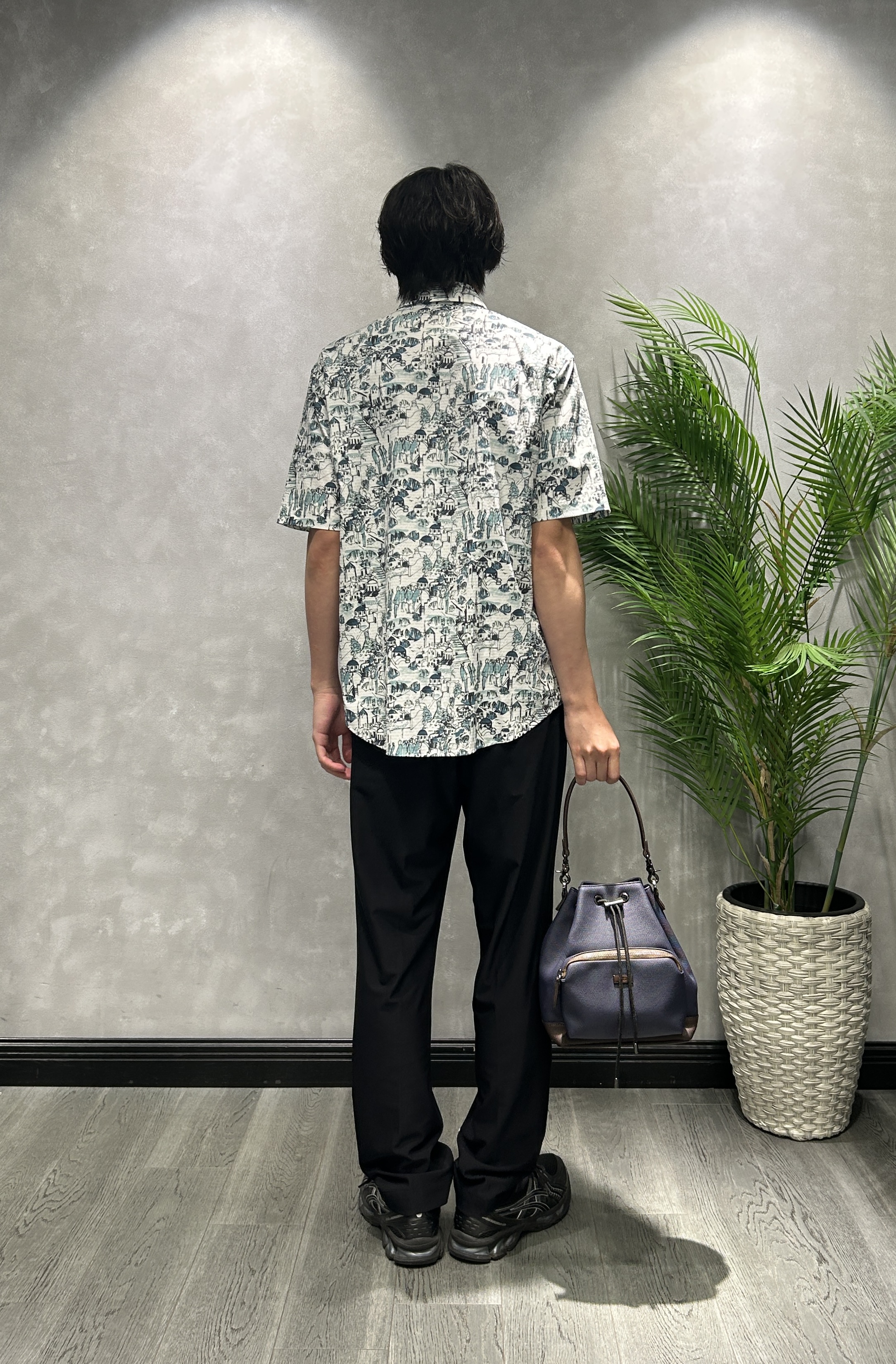 ruiさんの「TAKEO KIKUCHI｜【日本製】DotAir（R）リゾートプリント半袖シャツ」を使ったコーディネート