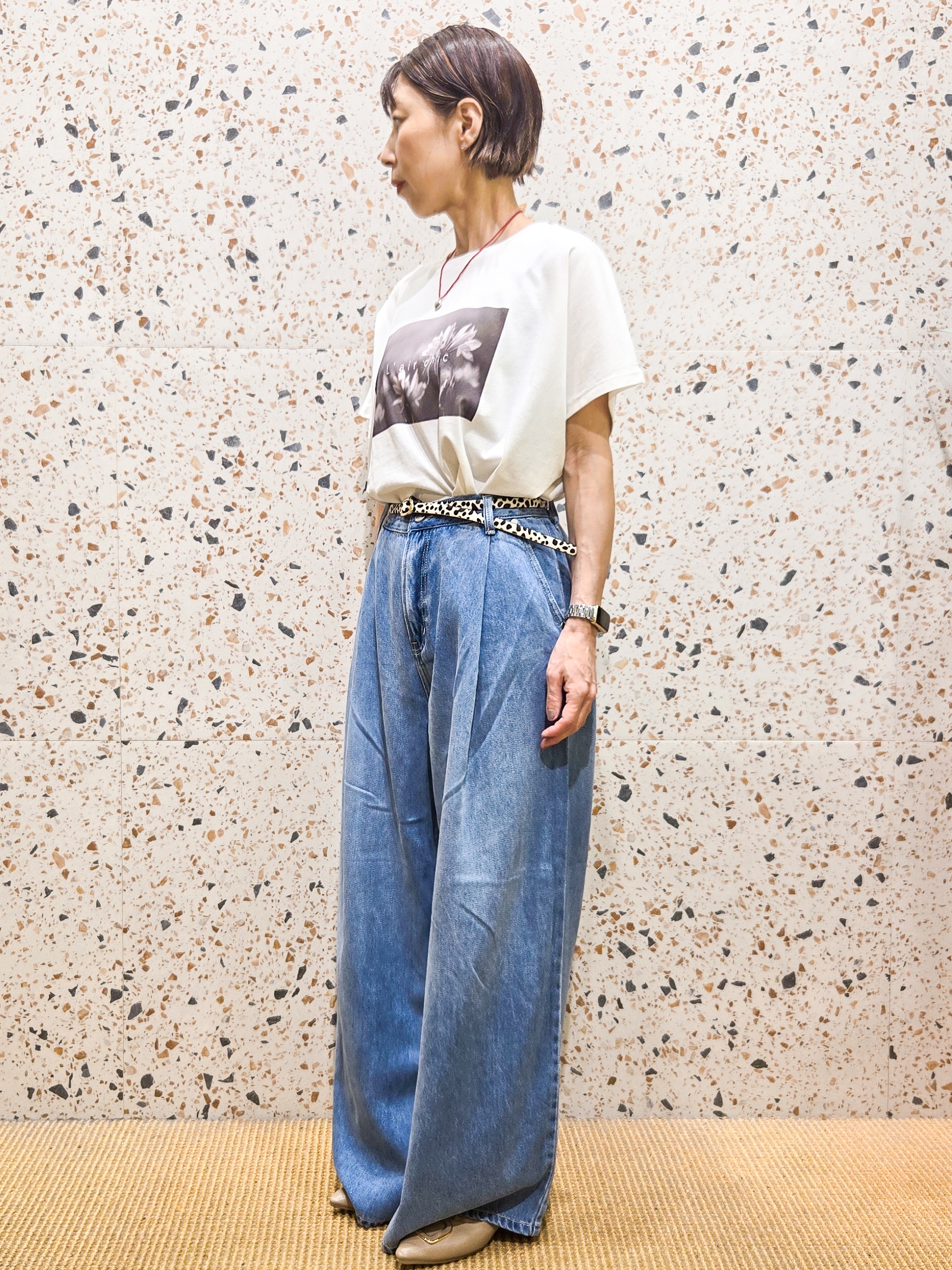 yoshimiさんの「OPAQUE.CLIP｜フォトプリントTシャツ【洗濯機OK】」を使ったコーディネート