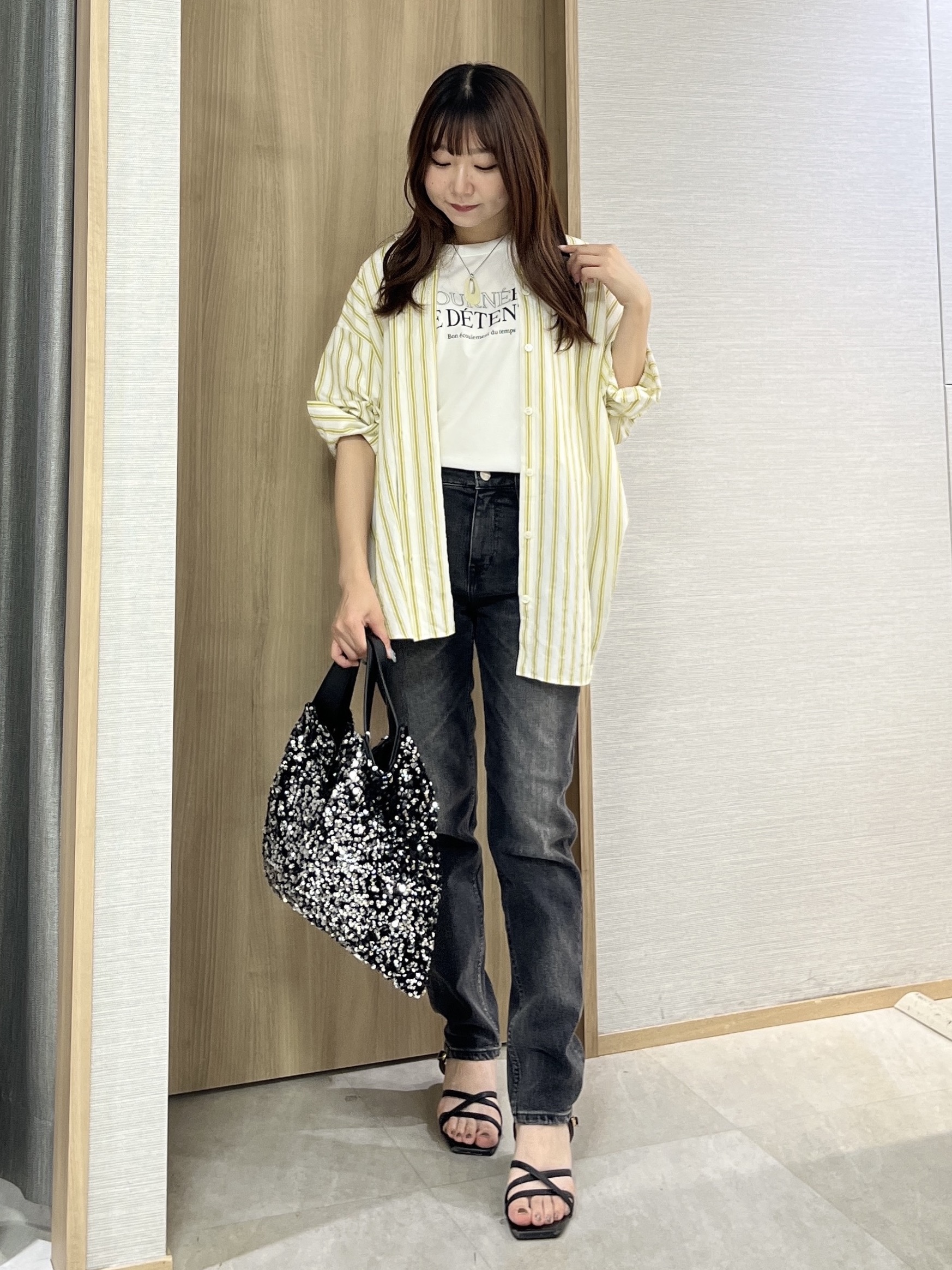 KAHOさんの「UNTITLED｜ストライプシャツ」を使ったコーディネート