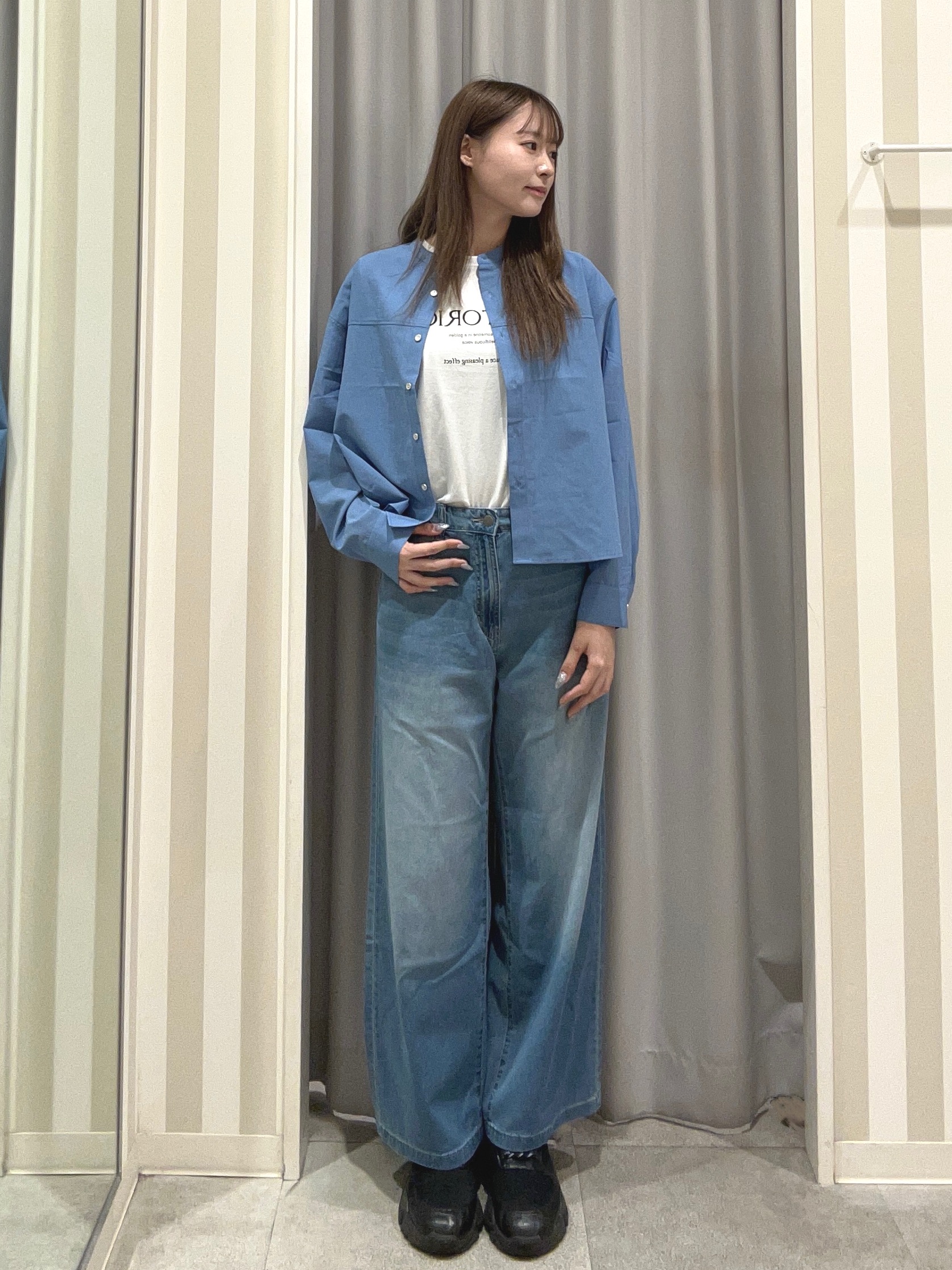 美空さんの「SHOO･LA･RUE｜【通気性〇/S-LL/洗濯機可】さらりと心地よい。ノーカラーシャツ」を使ったコーディネート