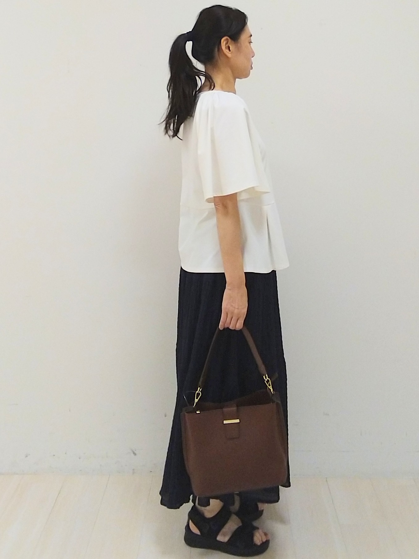 SANAさんの「Reflect｜七分袖ニットカーディガン」を使ったコーディネート