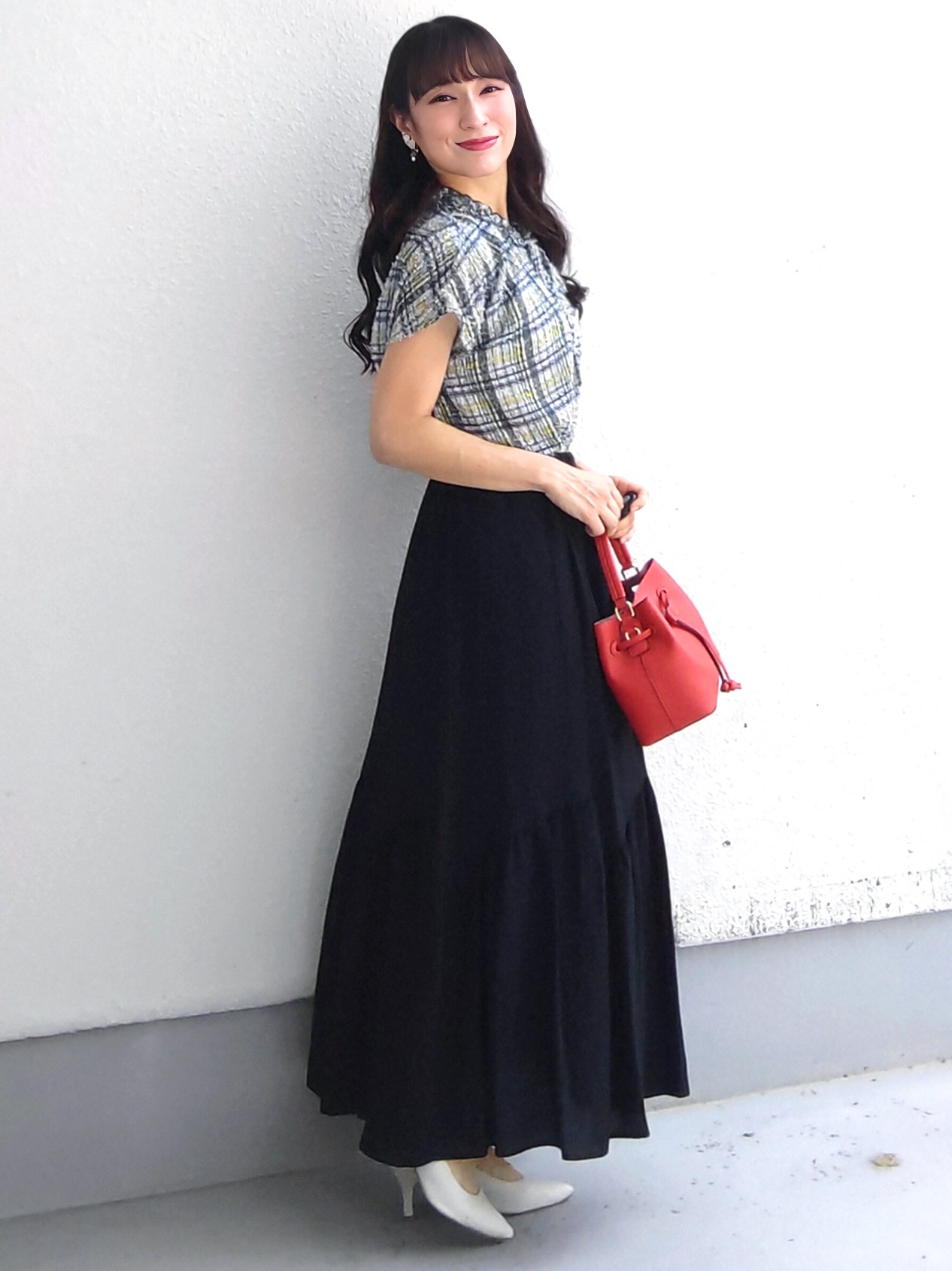 keinaさんの「SunaUna｜チェック柄フリルブラウス」を使ったコーディネート