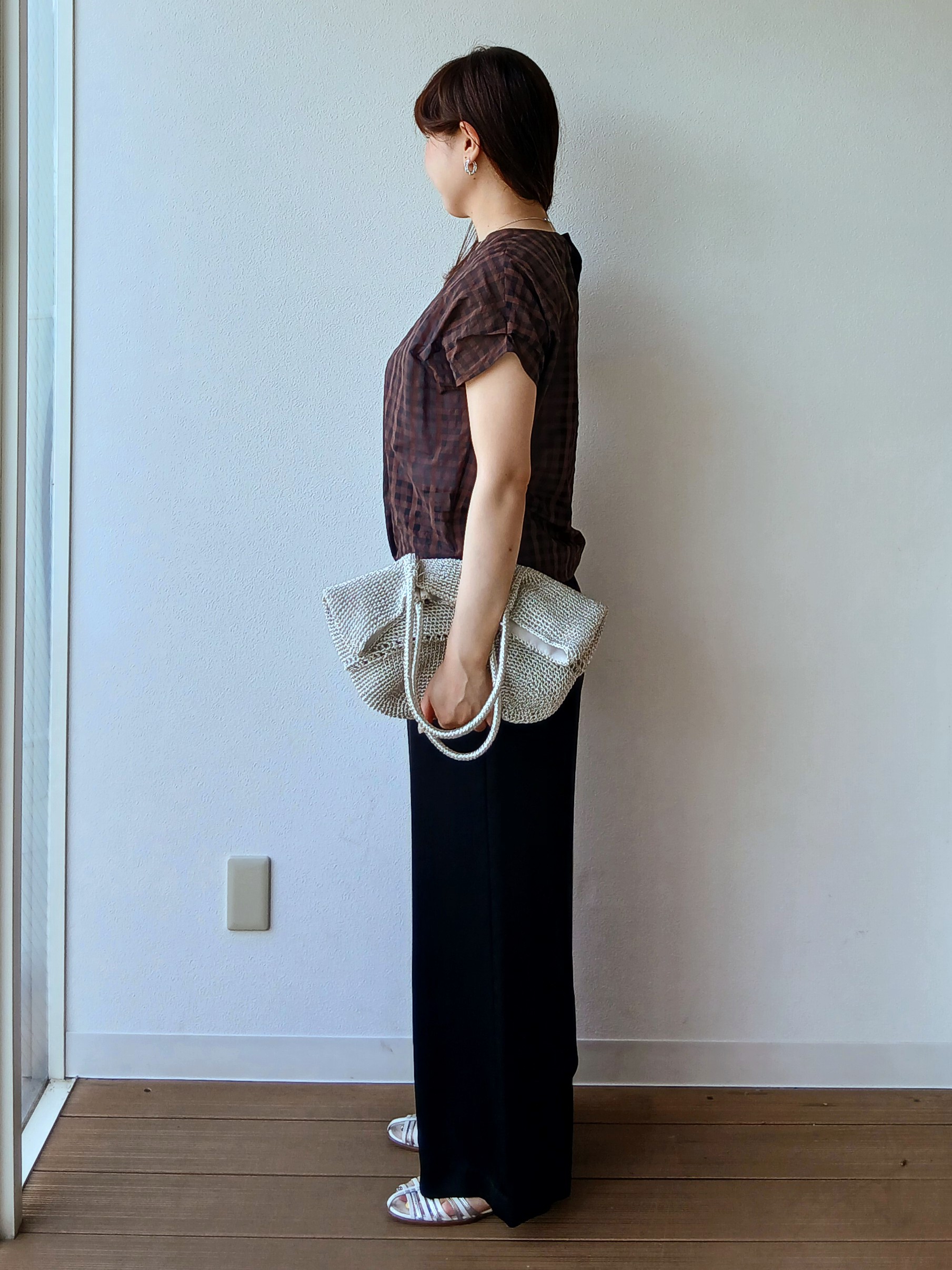 なみきさんの「UNTITLED｜シアーチェックブラウス」を使ったコーディネート