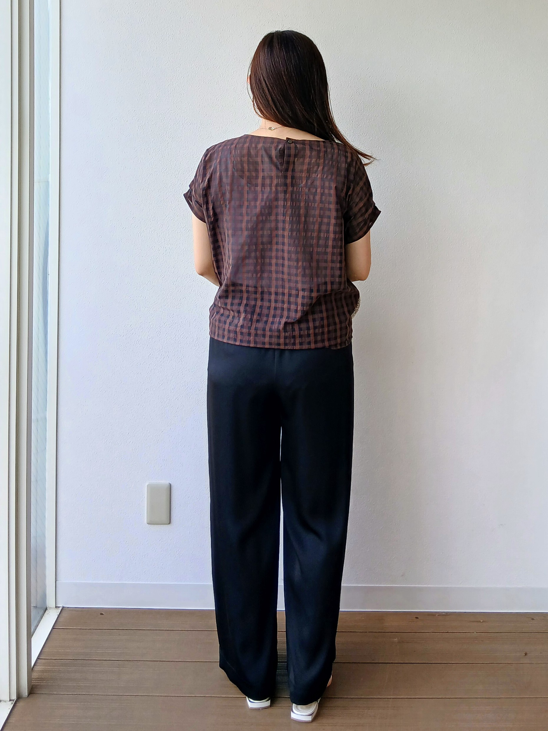 なみきさんの「UNTITLED｜シアーチェックブラウス」を使ったコーディネート