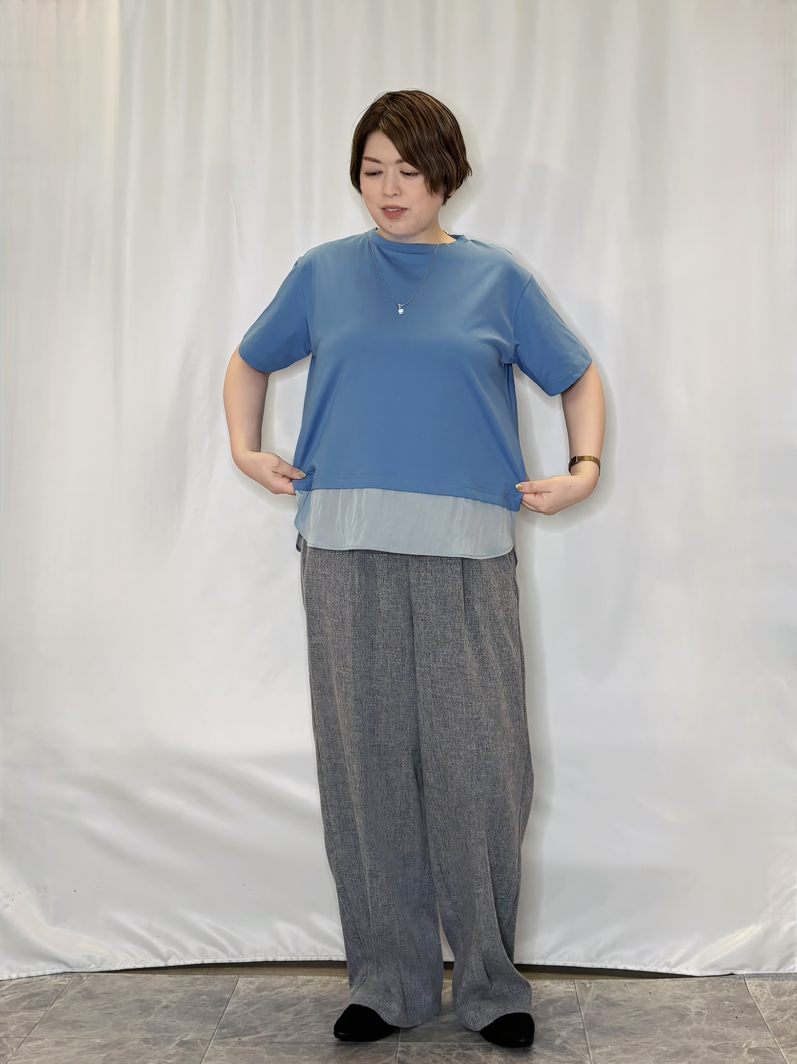 たみさんの「SHOO･LA･RUE｜【ひんやり/体型カバー/S-LL】インせず着られる 異素材ドッキングTシャツ」を使ったコーディネート
