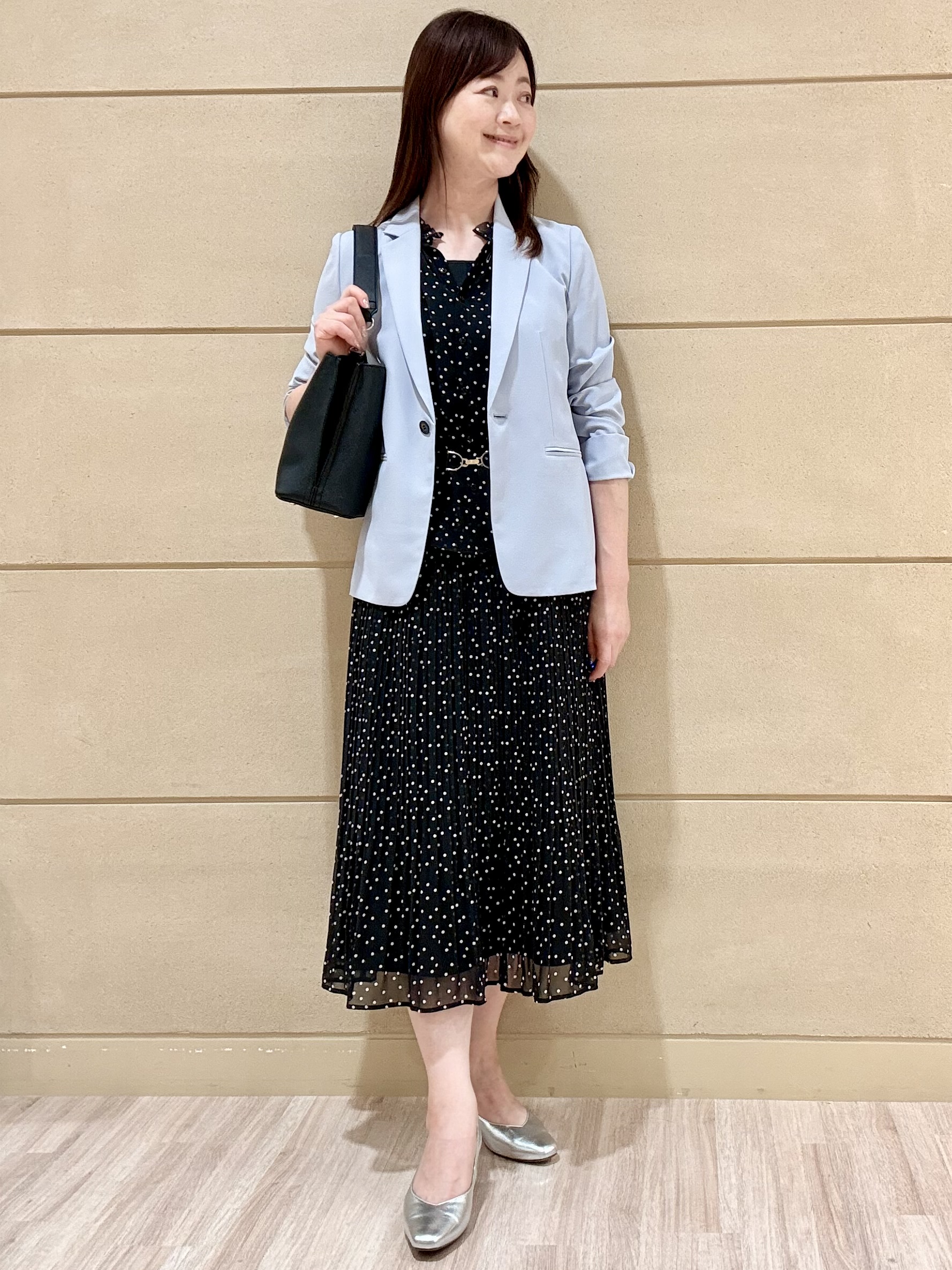 Marさんの「Reflect｜【セットアップ／手洗い可】ドット柄シアーブラウス」を使ったコーディネート