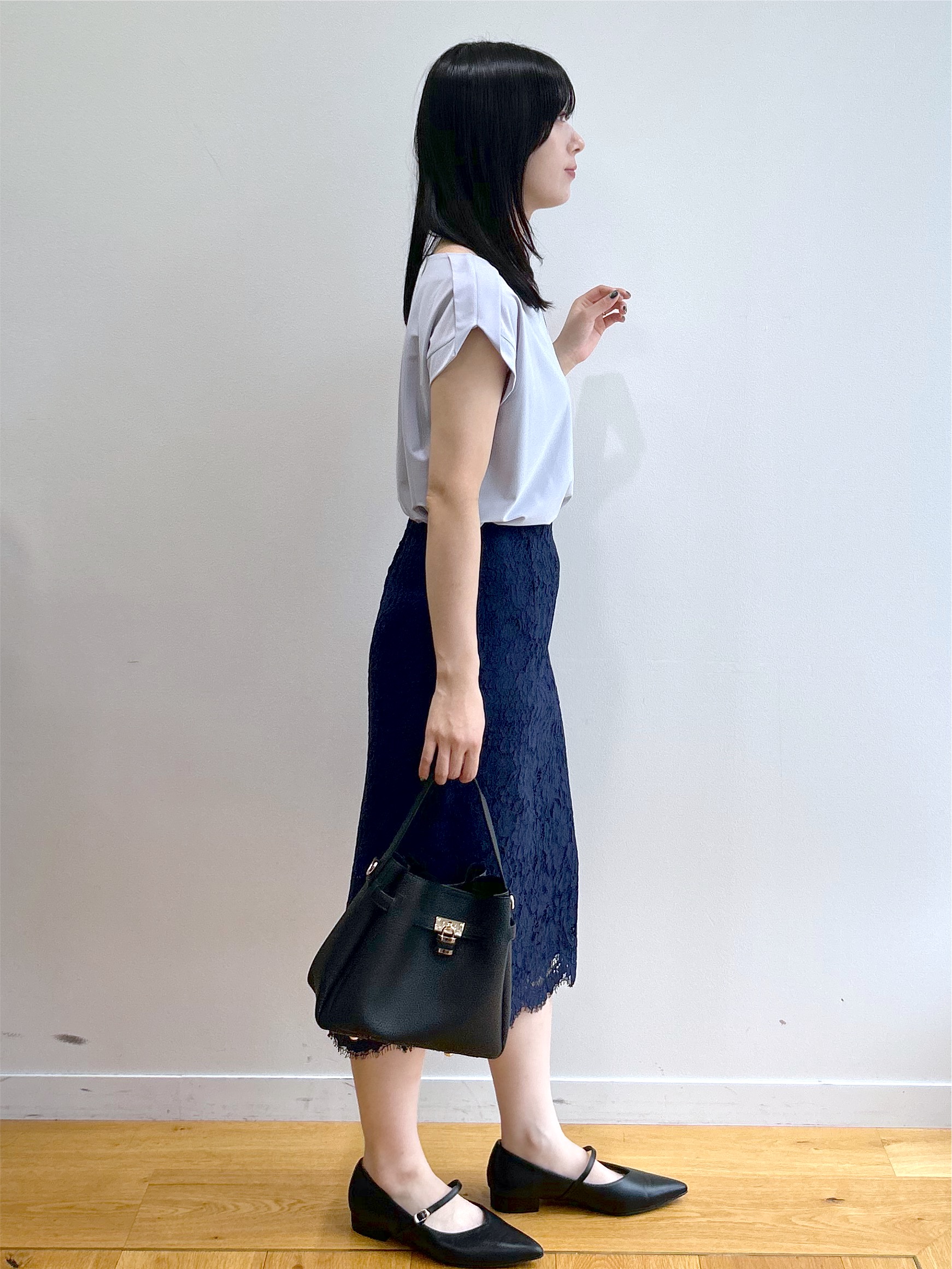 RINAさんの「index｜【接触冷感】ひんやりキーネックフレンチトップス《洗濯機OK》」を使ったコーディネート