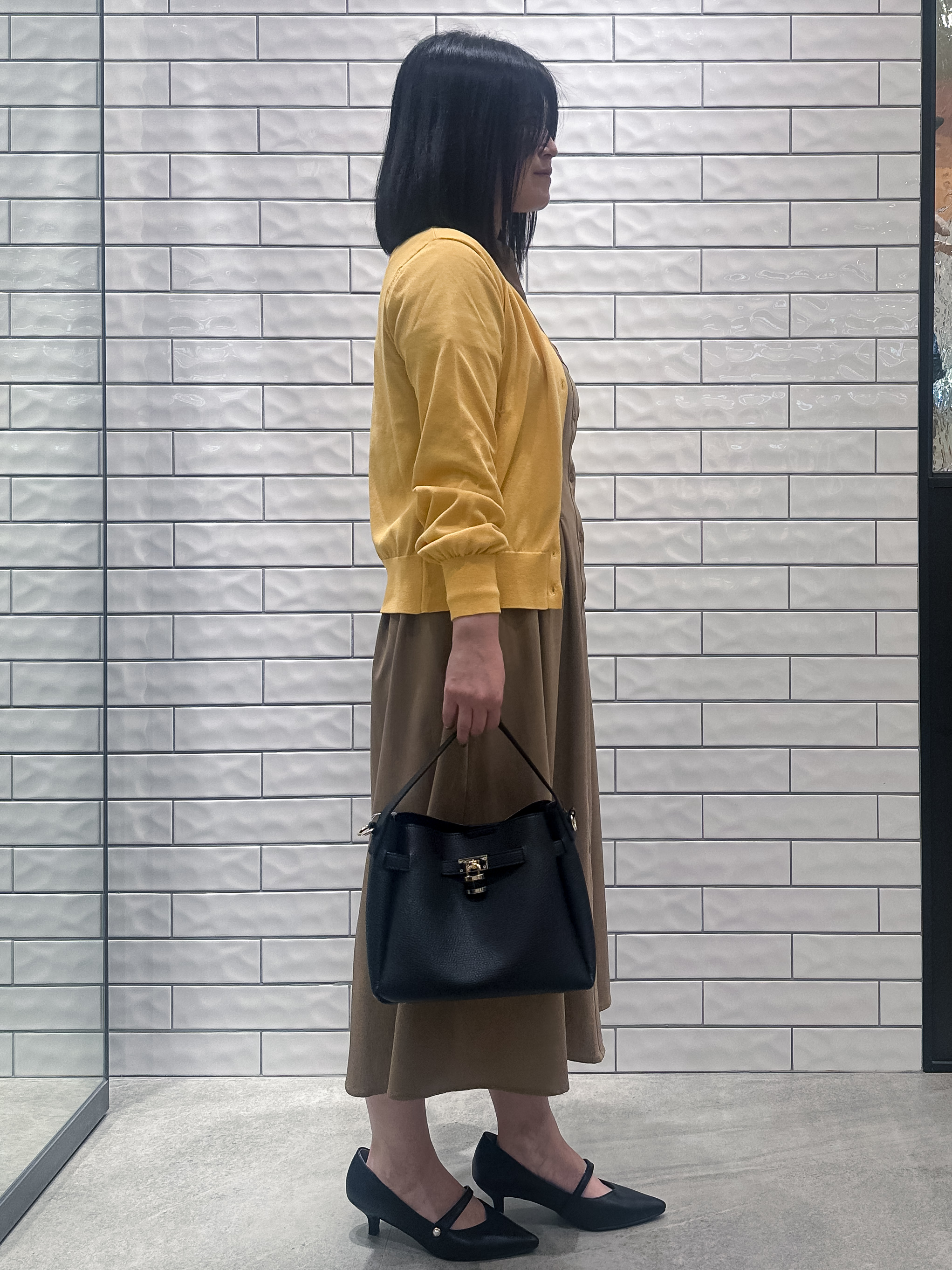 Minさんの「OPAQUE.CLIP｜【遮熱／UVケア】外気の熱を感じにくい！クルーネックカーディガン《洗濯機OK／抗ピリング／6col》」を使ったコーディネート