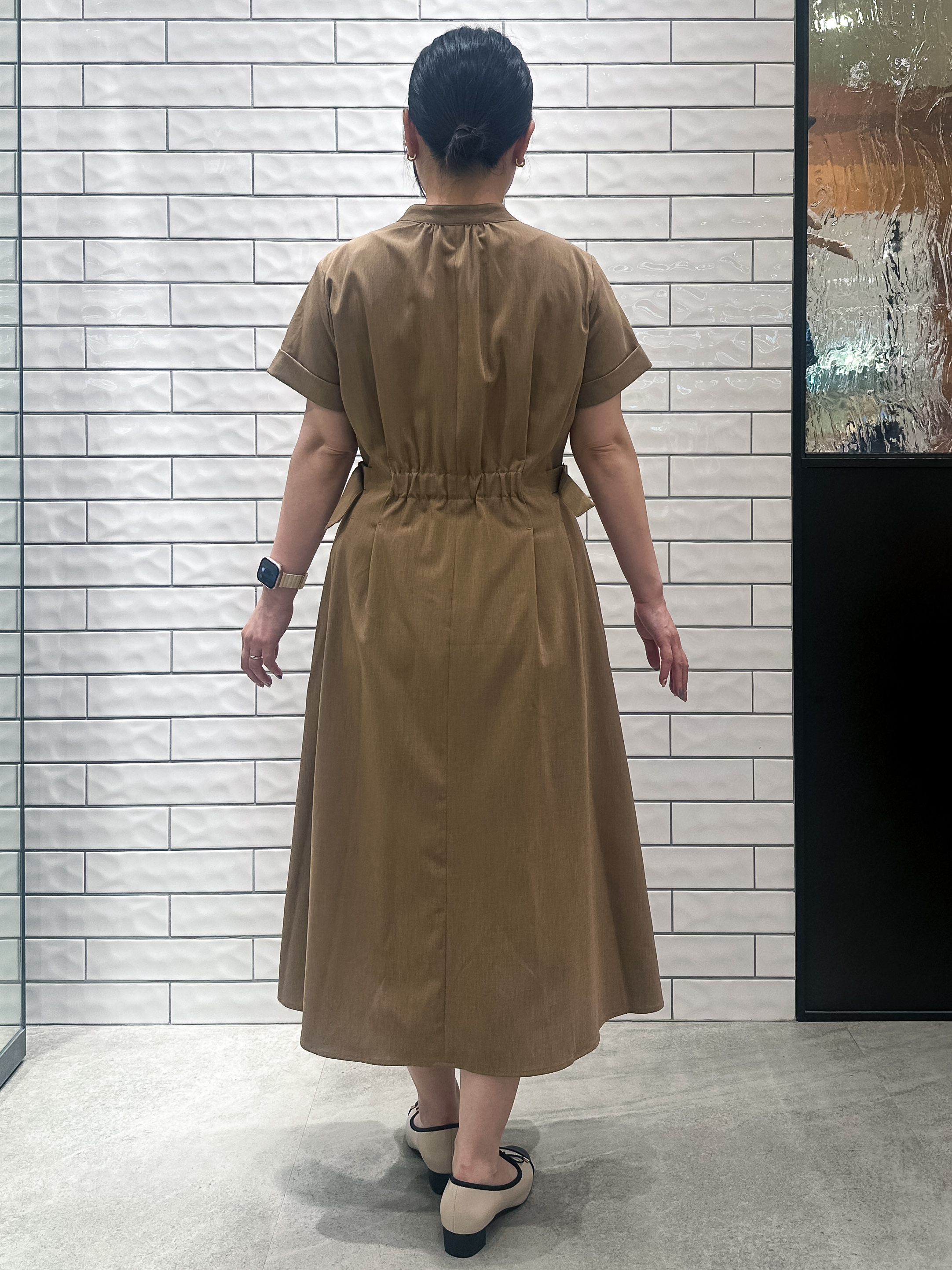 Minさんの「OPAQUE.CLIP｜【接触冷感／吸水速乾／UVケア】リネンライクサイドベルトシャツワンピース《透け防止／洗濯機OK》」を使ったコーディネート