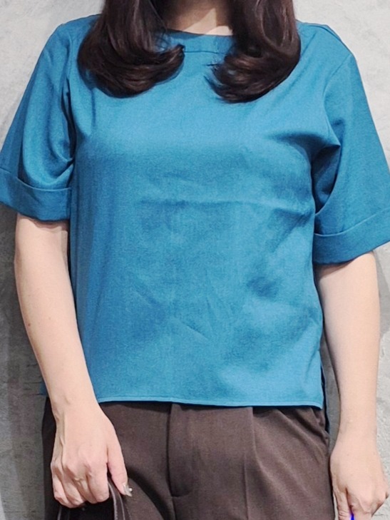 ひさえさんの「THE SHOP TK｜【M-XL/二の腕カバー】さらり麻調メッシュ5分袖ブラウス」を使ったコーディネート