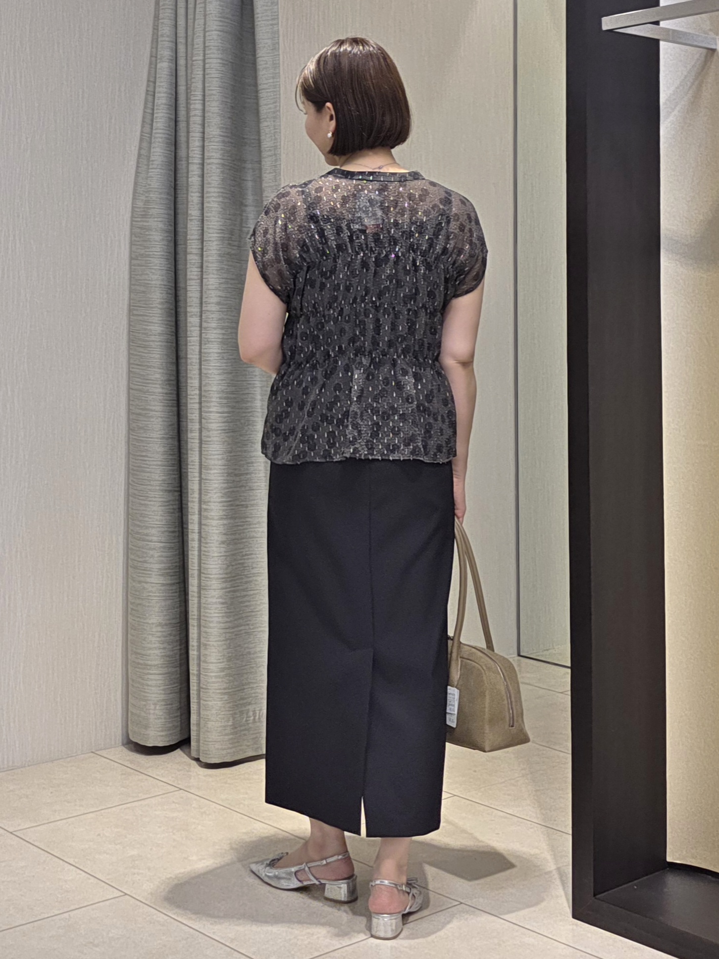 naokoさんの「UNTITLED｜ヴィンテージドットブラウス」を使ったコーディネート