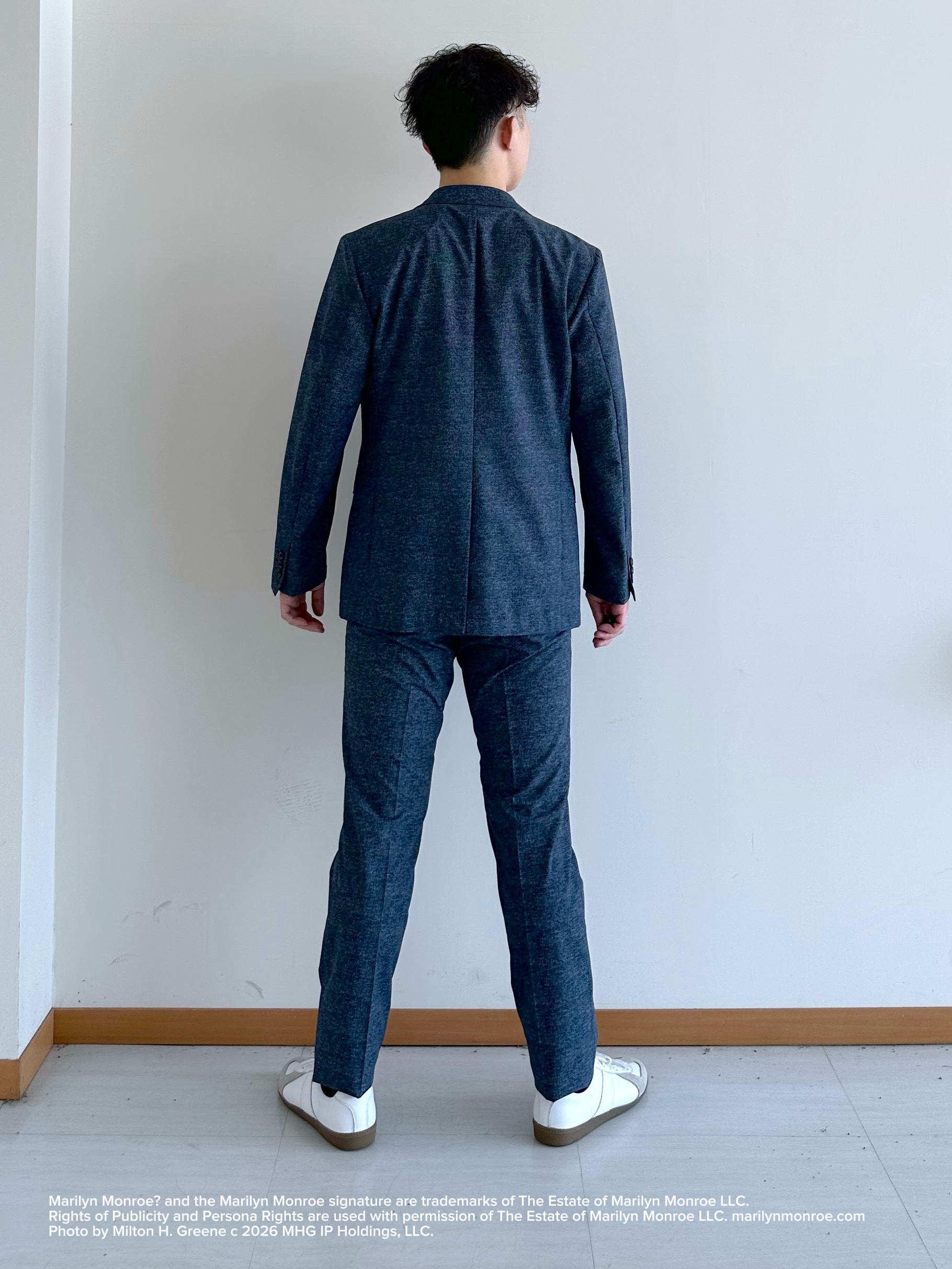 イッシーさんの「TAKEO KIKUCHI｜【抗菌防臭】COOL DOTS（R）ドビープリント ジャケット」を使ったコーディネート