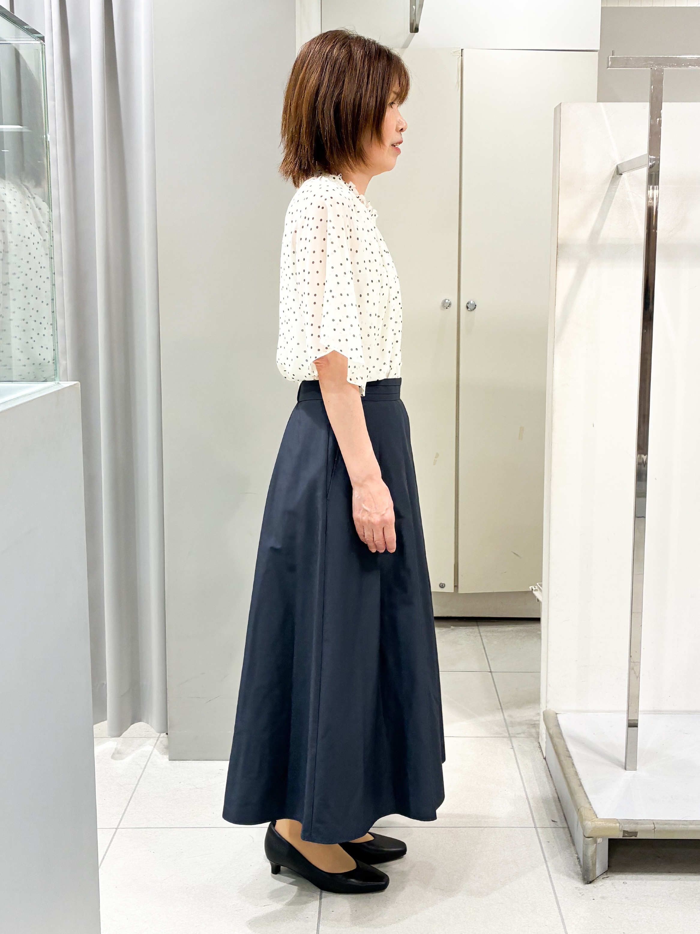 たみちゃんさんの「Reflect｜【セットアップ／手洗い可】ドット柄シアーブラウス」を使ったコーディネート