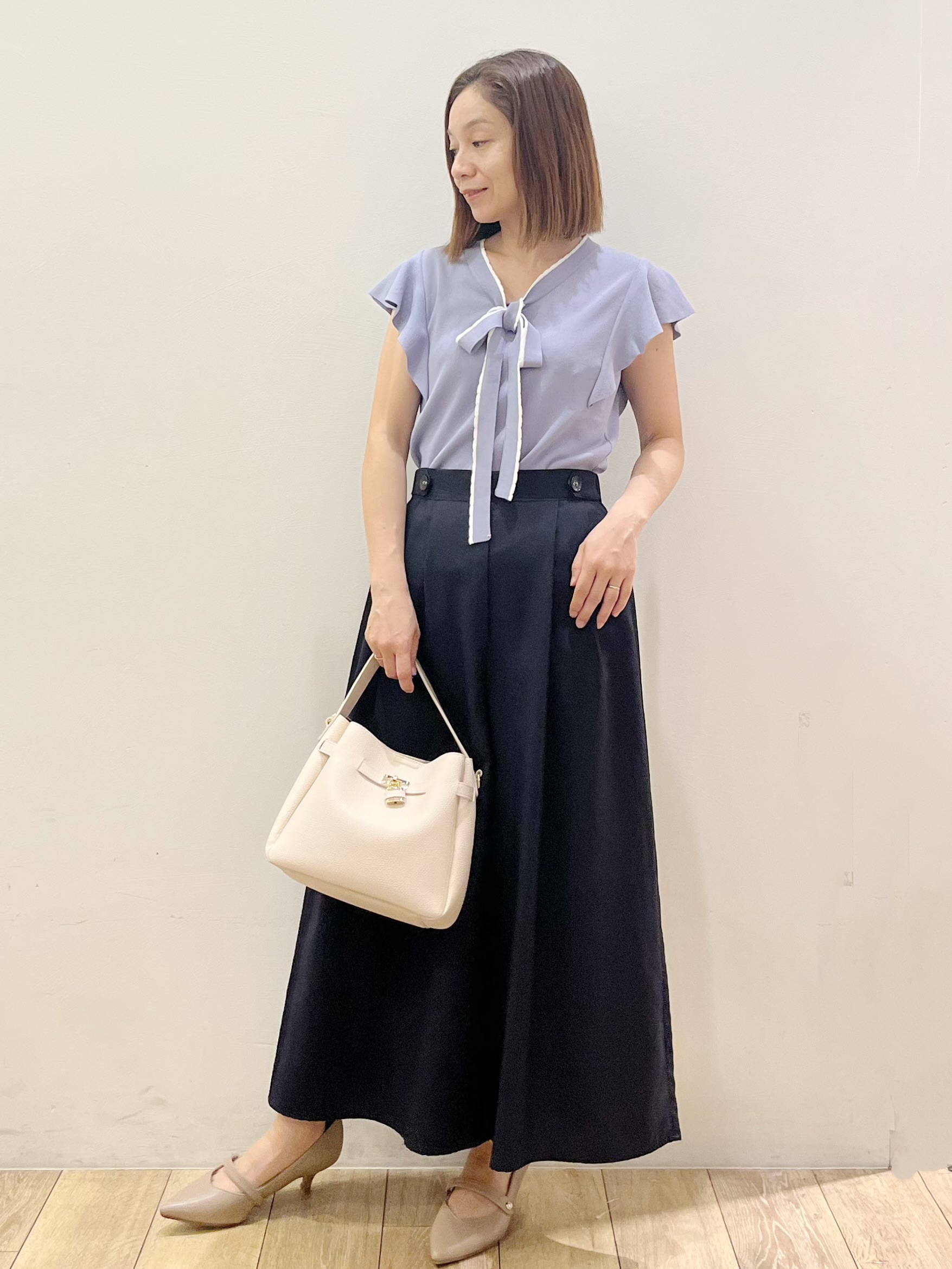 kcさんの「OPAQUE.CLIP｜【接触冷感／UVケア】裾レースロゴTシャツ《洗濯機OK／S-3L》」を使ったコーディネート