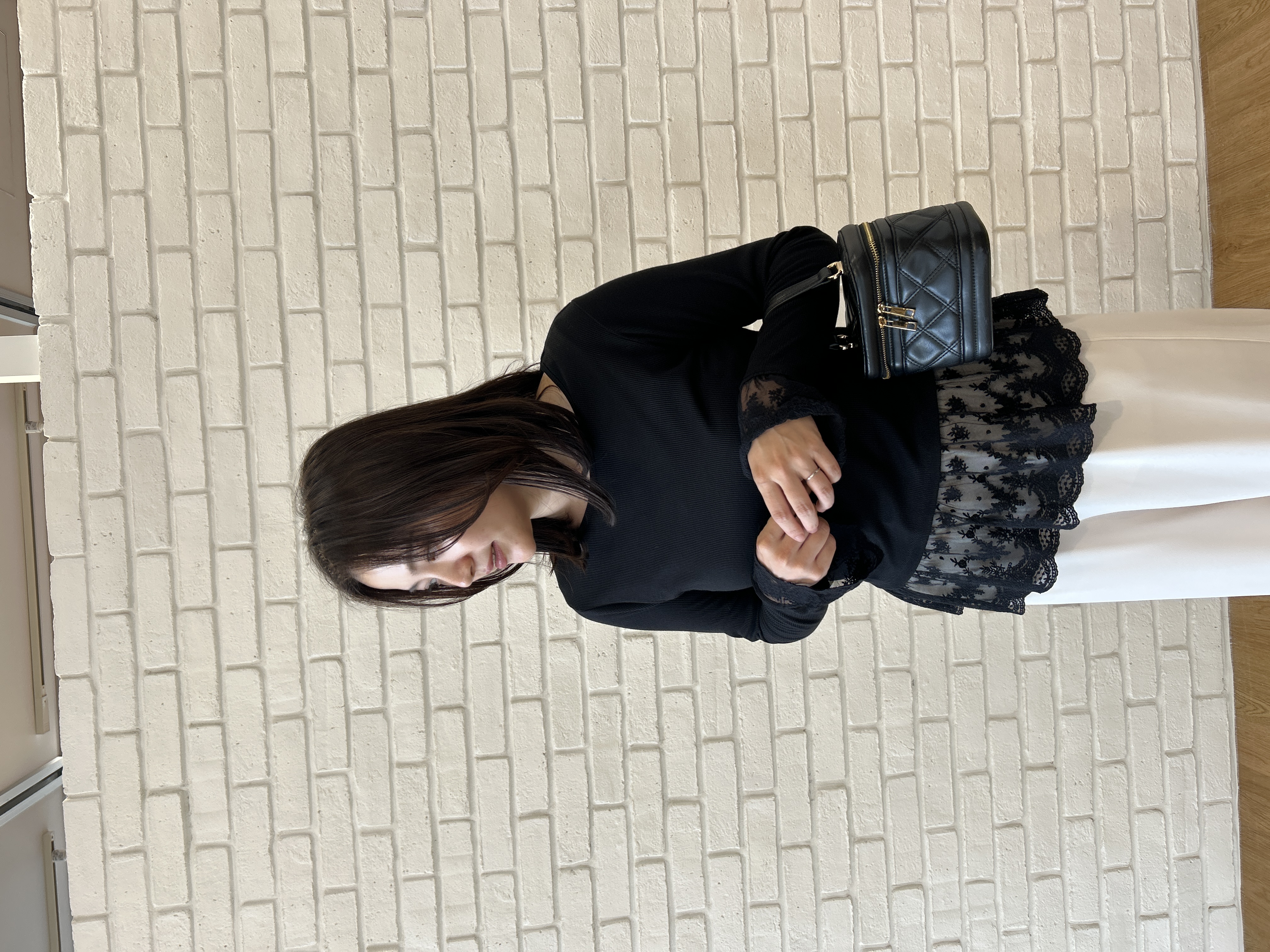 shinoさんの「Couture brooch｜【洗える】タック ワイドパンツ」を使ったコーディネート