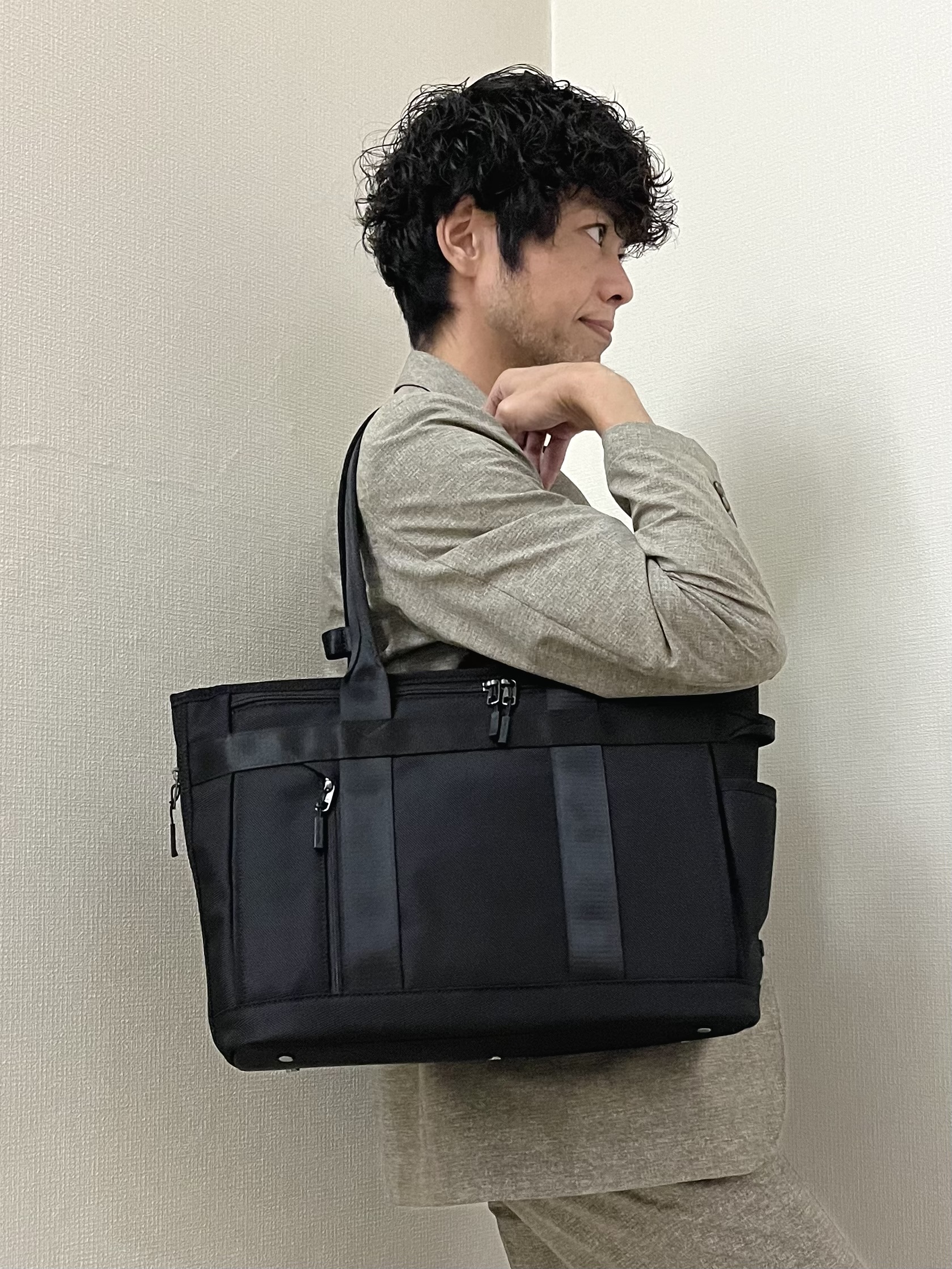 URAさんの「TAKEO KIKUCHI｜【抗菌防臭】COOL DOTS（R）ドビープリント ジャケット」を使ったコーディネート