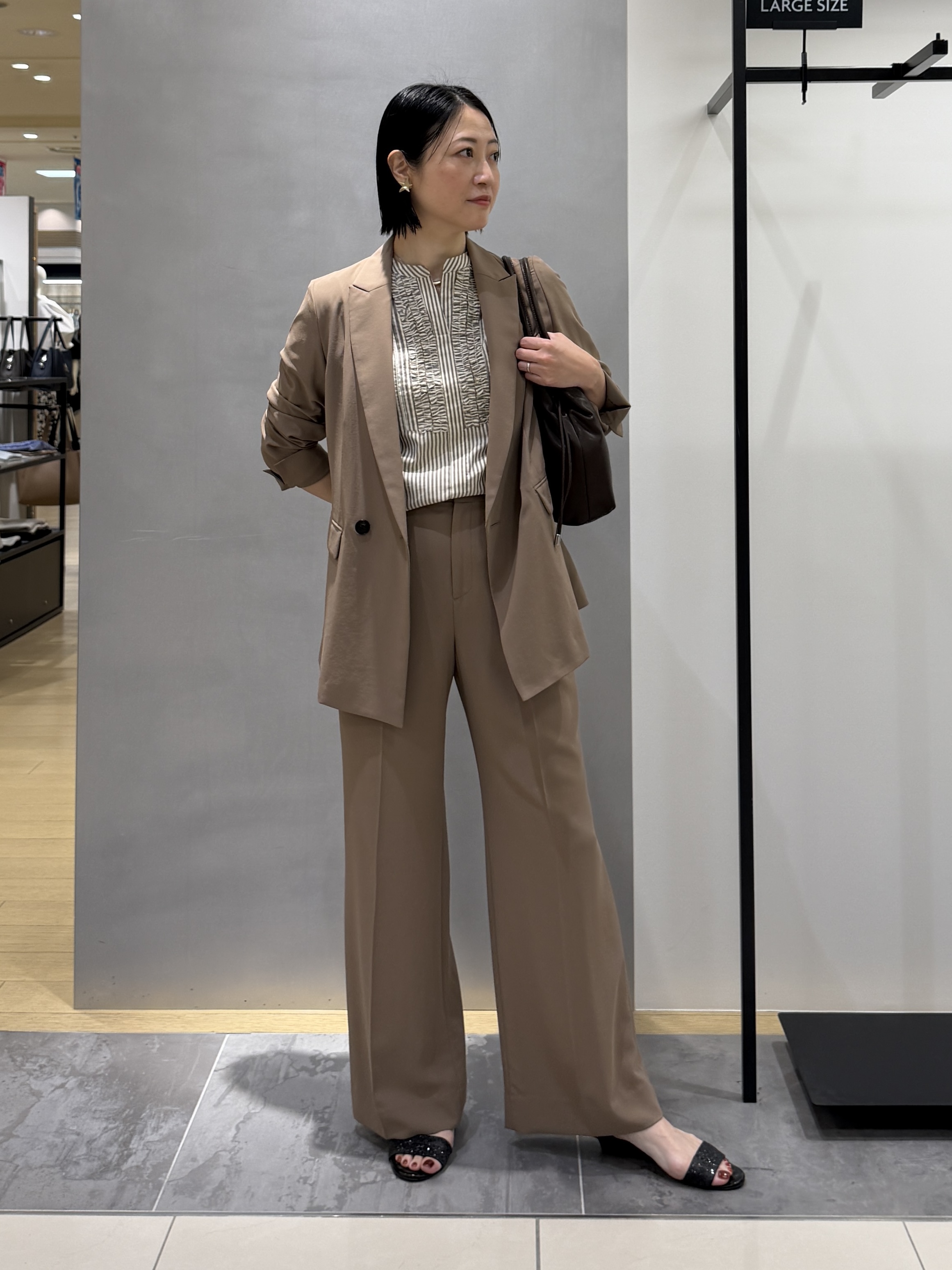 shihoさんの「INDIVI｜【接触冷感/UVケア/着る日傘】ダブルジャケット」を使ったコーディネート