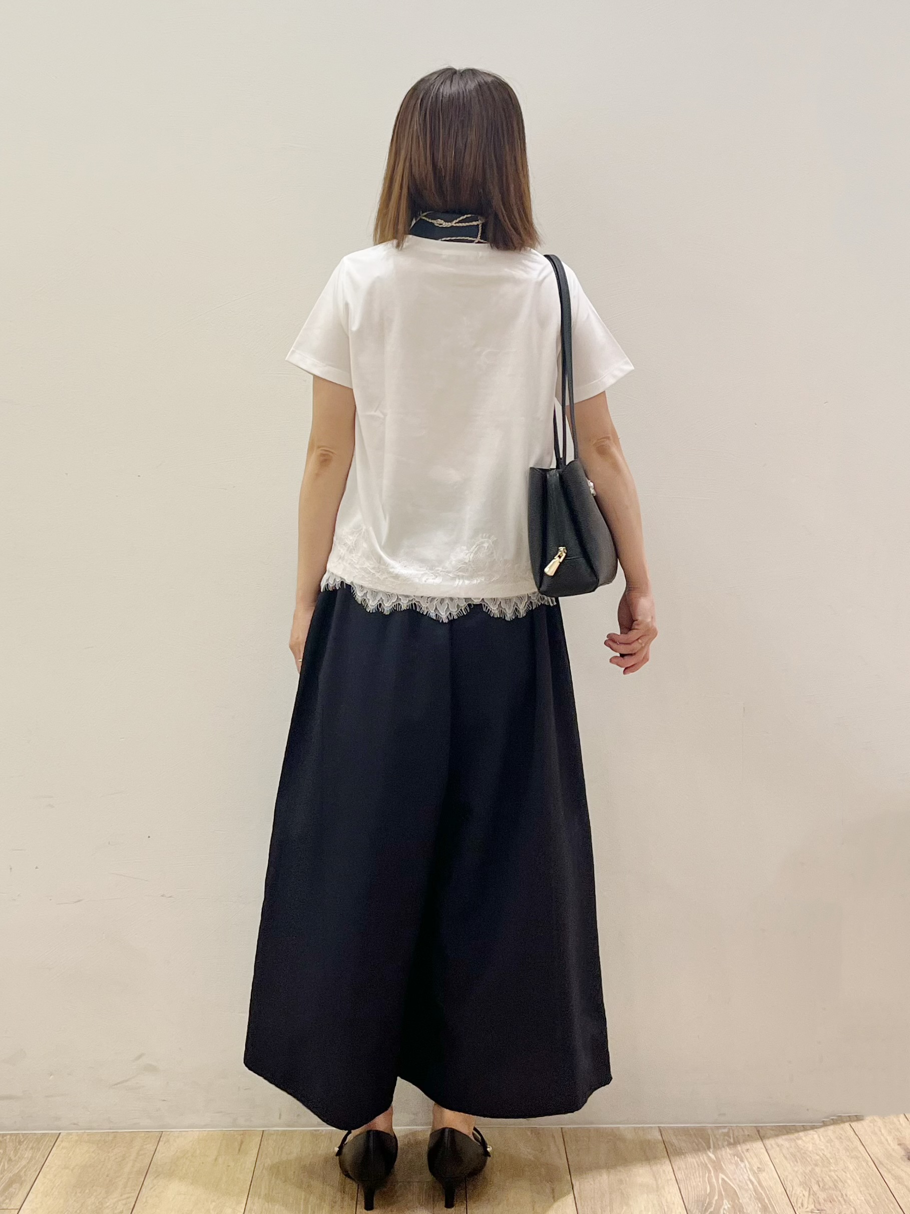 kcさんの「OPAQUE.CLIP｜【接触冷感／UVケア】裾レースロゴTシャツ《洗濯機OK／S-3L》」を使ったコーディネート