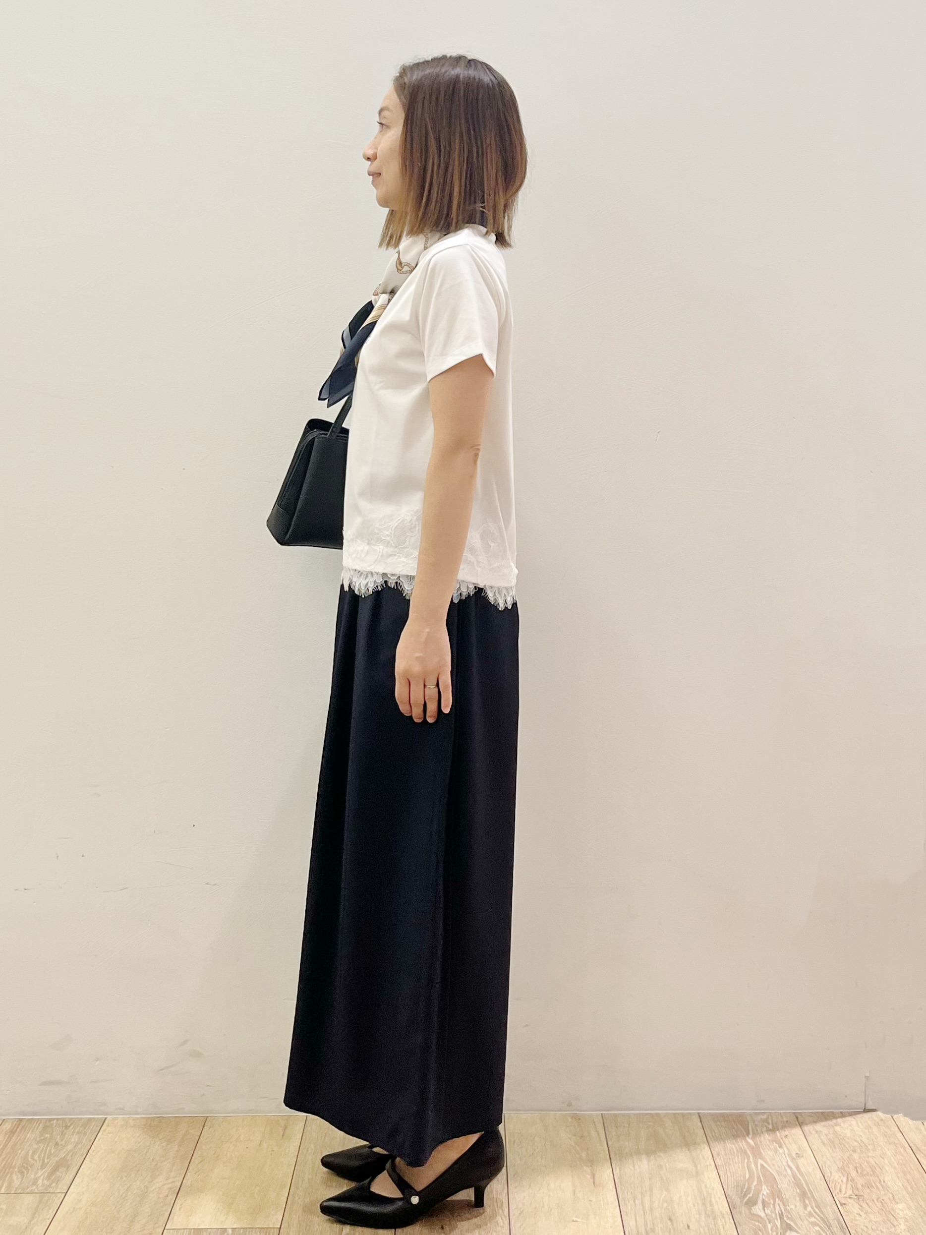 kcさんの「OPAQUE.CLIP｜【接触冷感／UVケア】裾レースロゴTシャツ《洗濯機OK／S-3L》」を使ったコーディネート