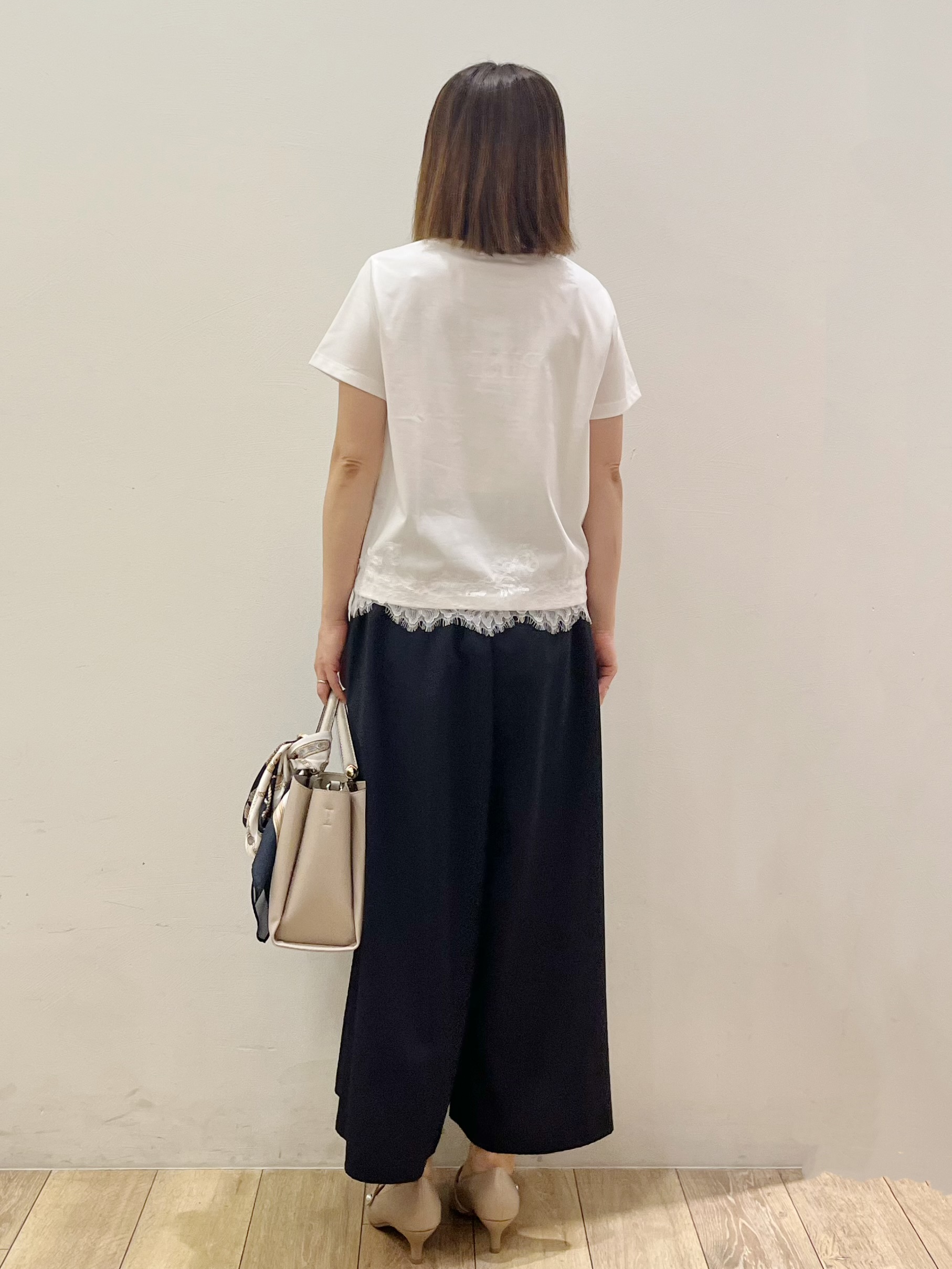 kcさんの「OPAQUE.CLIP｜【接触冷感／UVケア】裾レースロゴTシャツ《洗濯機OK／S-3L》」を使ったコーディネート