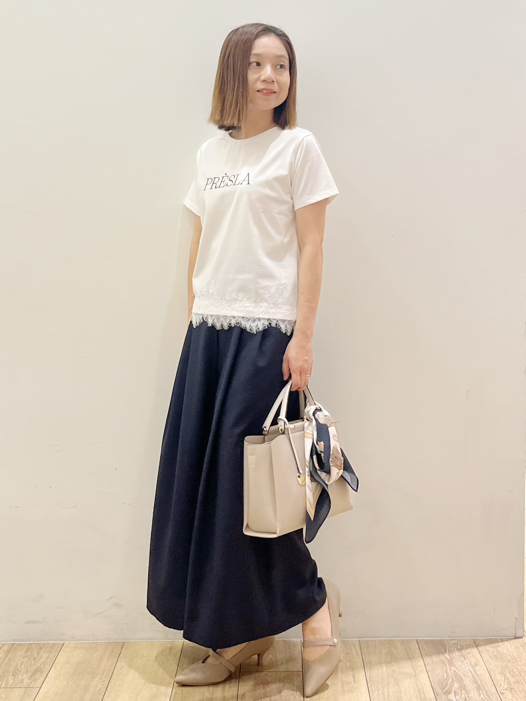 kcさんの「OPAQUE.CLIP｜【接触冷感／UVケア】裾レースロゴTシャツ《洗濯機OK／S-3L》」を使ったコーディネート
