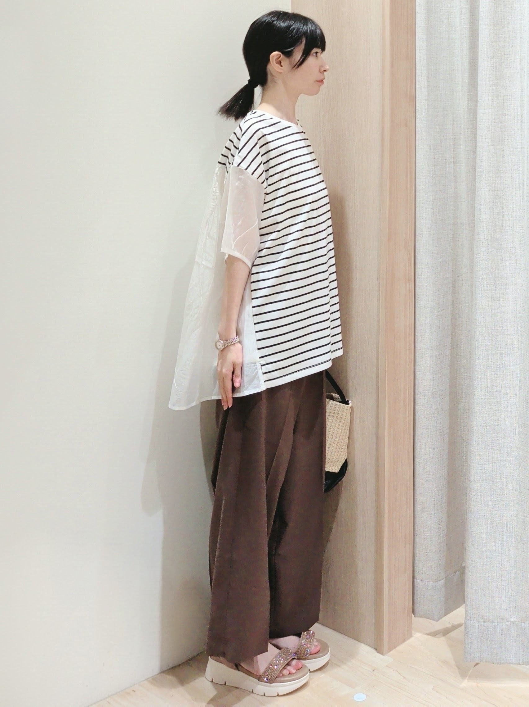 Yuiさんの「grove｜【貴島明日香さん着用/UVカット】体型カバー叶う、バックプリーツTシャツ」を使ったコーディネート