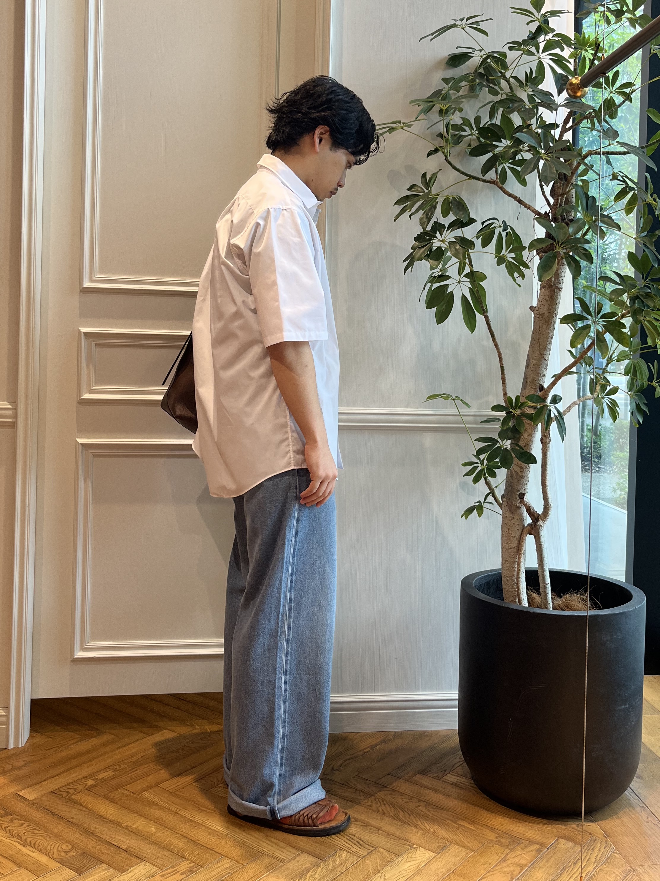 Tokuさんの「DRESSTERIOR｜【干場義雅&times;DRESSTERIOR/再入荷】シドグラスシャツ」を使ったコーディネート