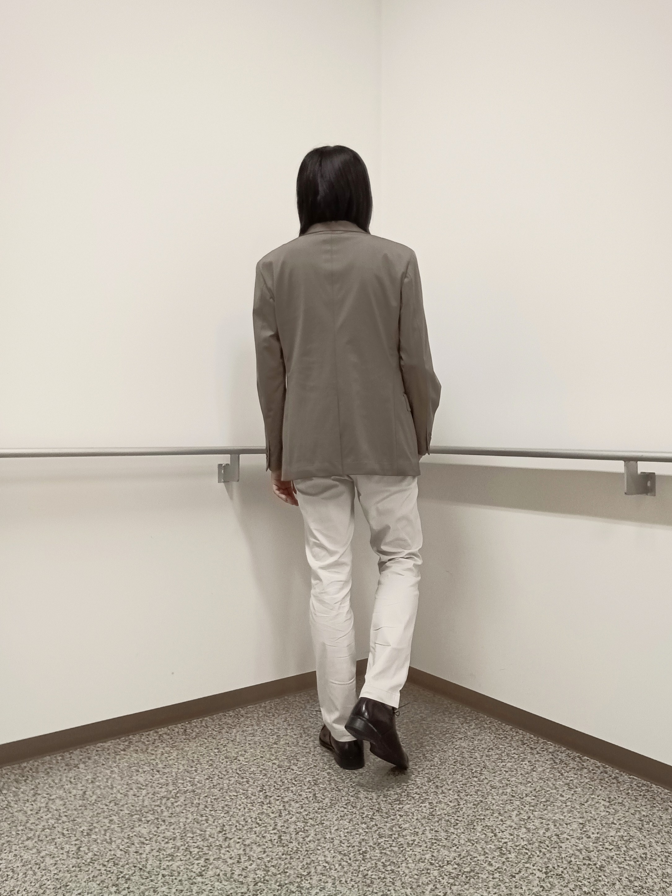 moritaさんの「TAKEO KIKUCHI｜【360&deg;ストレッチ／軽量】None Of Stress ライト ジャケット（セットアップ対応）」を使ったコーディネート